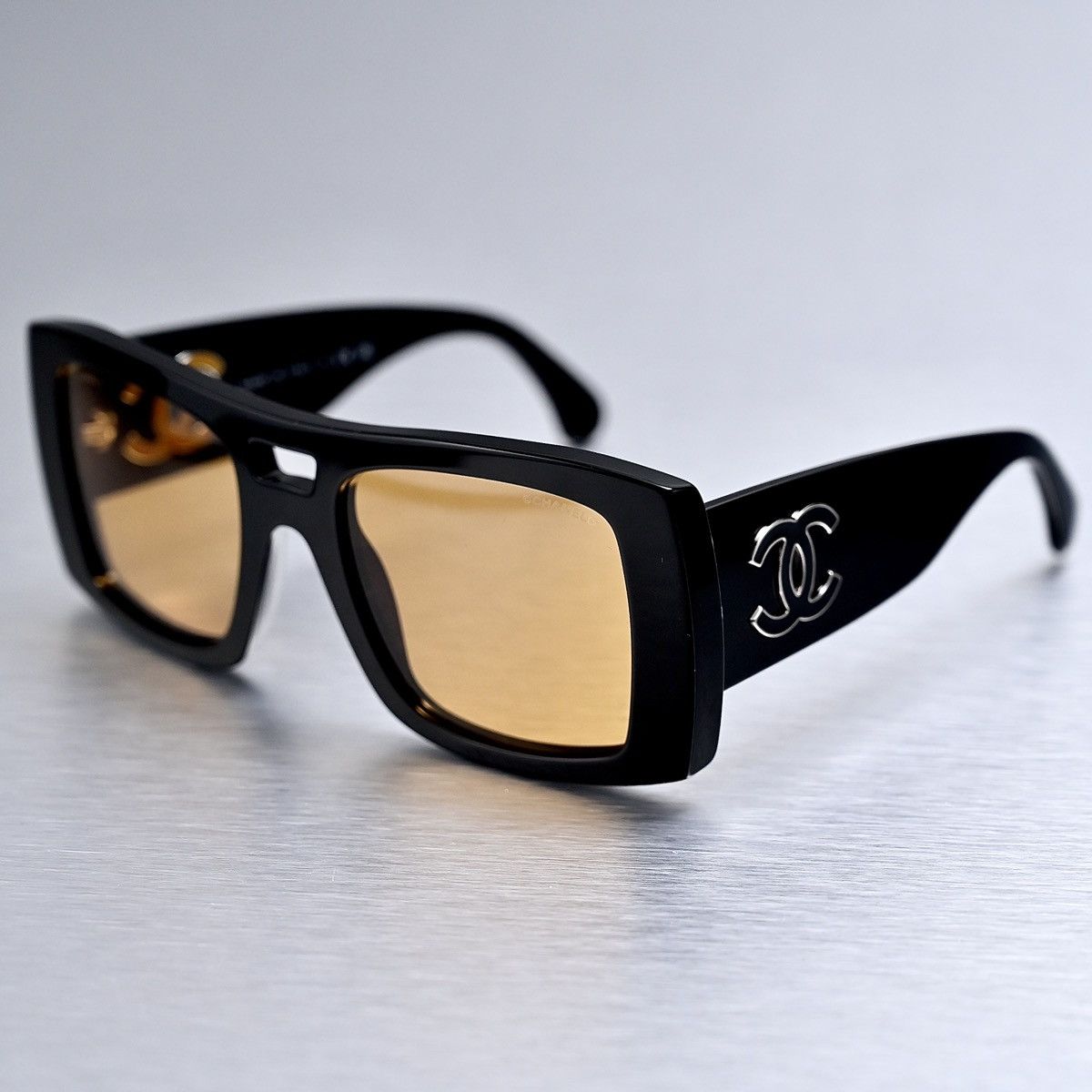 Chanel CHANEL 0CH5539 1799/7 SUNGLASSES Size ONE SIZE - 2 Thumbnail