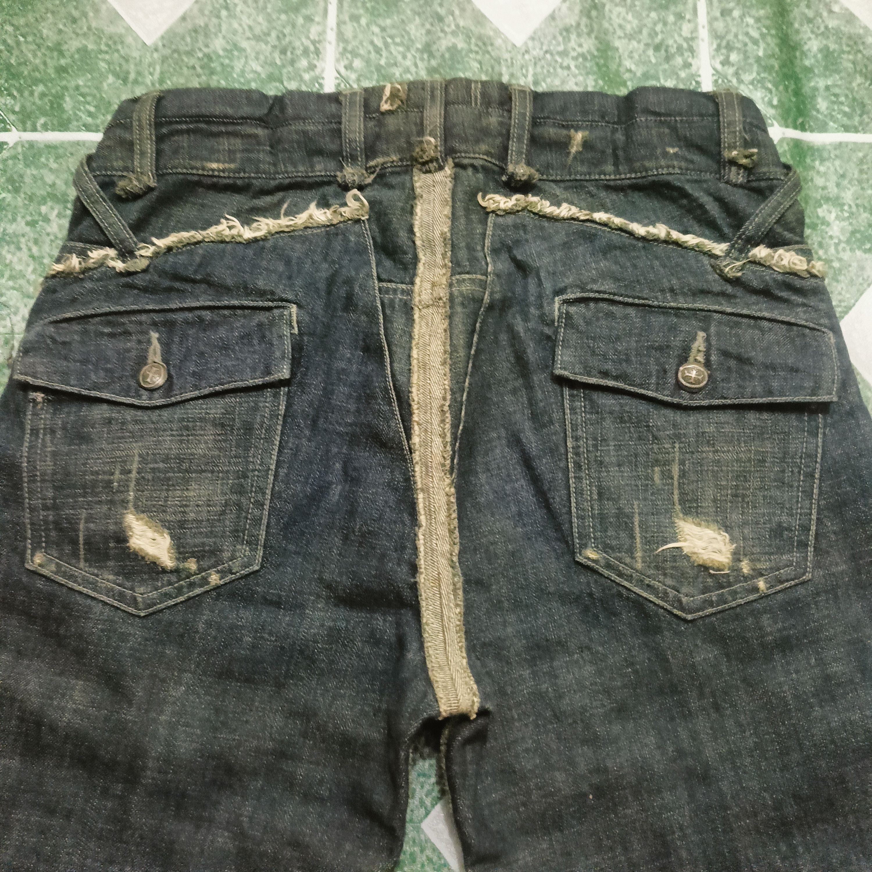 Who Decides War 💥Insane💥 Rare!!! As super sonic Cargo Jeans Bondage Shorts Size US 30 / EU 46 - 14 Thumbnail