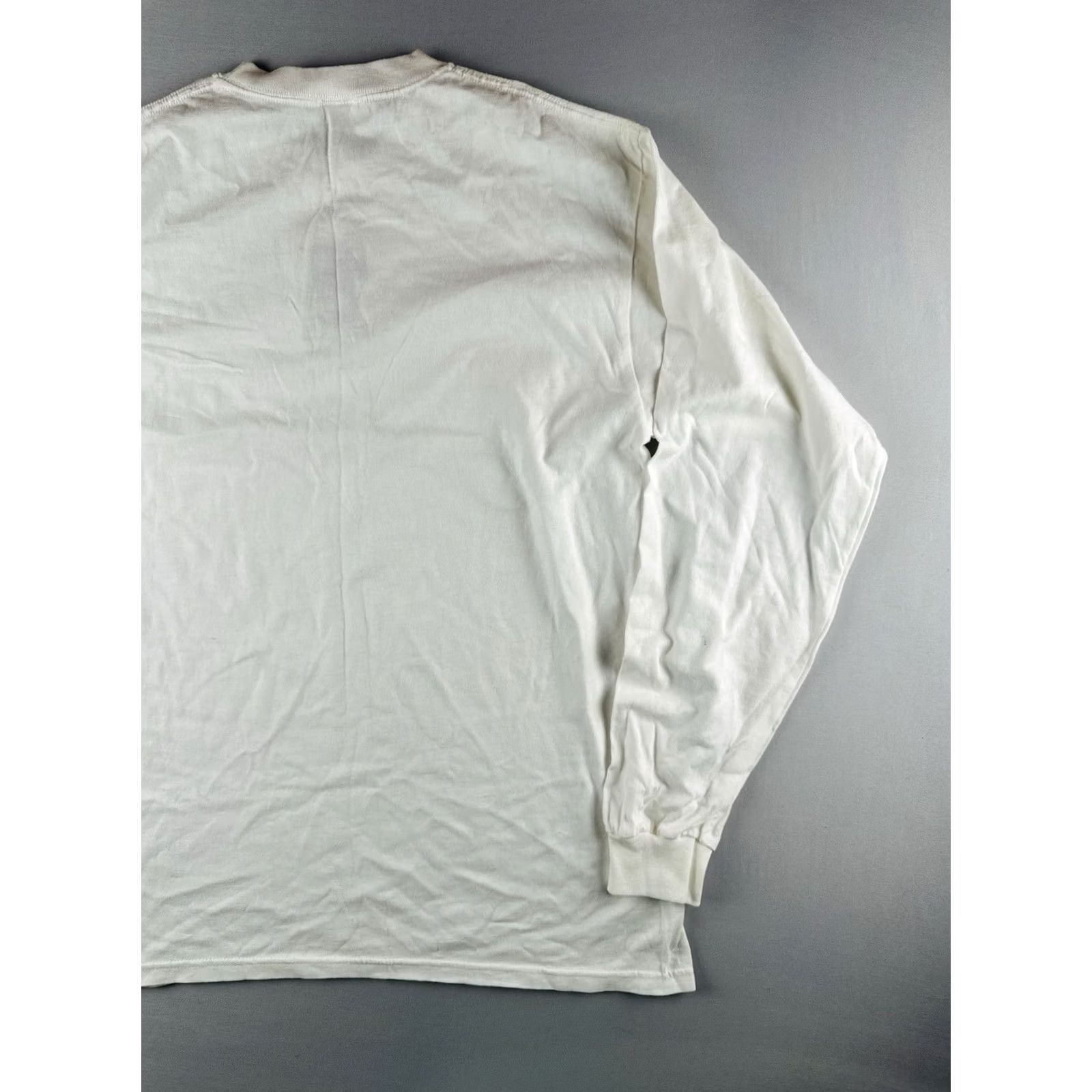 Anvil VINTAGE Anvil T Shirt Long Sleeve Embroidered Mens L White 90s Surf Reggae Size US L / EU 52-54 / 3 - 7 Thumbnail