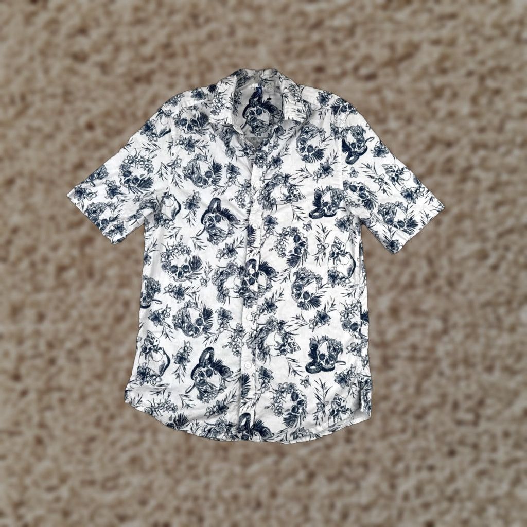 H&M H&M Divided Shirt Adult Small White Blue Floral Button-Up 100% Cotton Hawaiian Mens Size US S / EU 44-46 / 1 - 1 Thumbnail