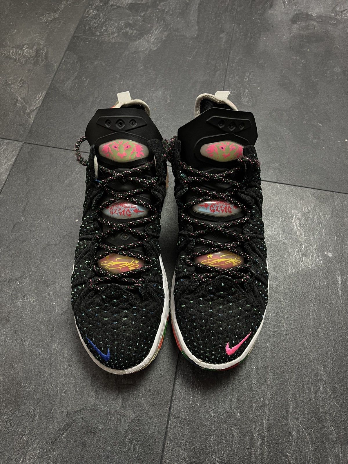 Nike LeBron 18 EP James Gang