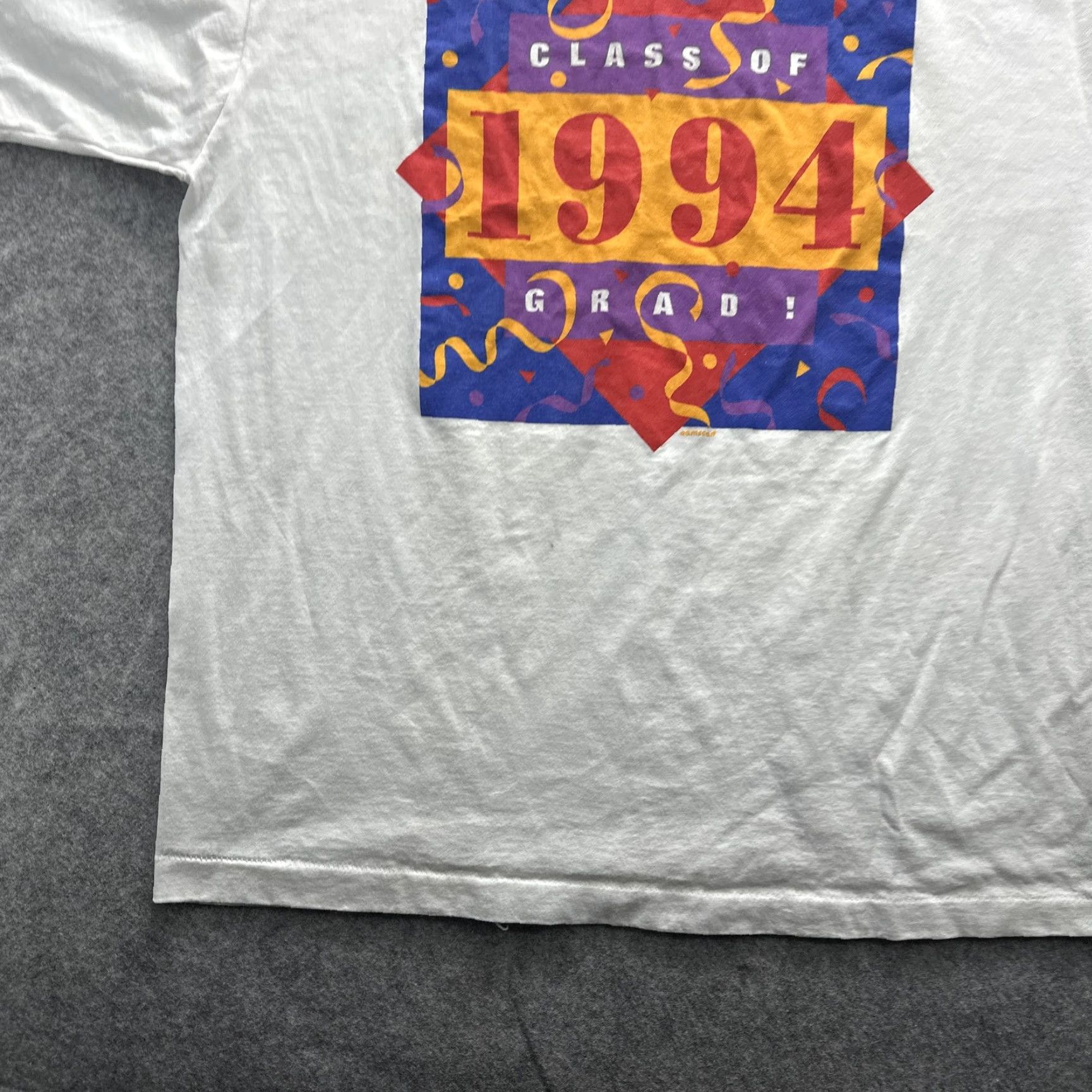 Fruit Of The Loom VINTAGE Class Of 1994 Grad Shirt Mens XL White Graphic Fruit Loom USA 90s SS Size US XL / EU 56 / 4 - 4 Thumbnail