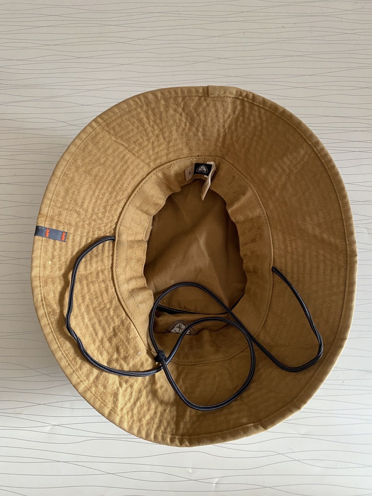 Nike ACG Vintage Nike Acg Bucket Hat Size ONE SIZE - 7 Thumbnail