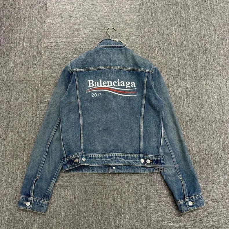 Balenciaga Balenciaga Cola Print Denim Jacket. Size US S / EU 44-46 / 1 - 5 Thumbnail