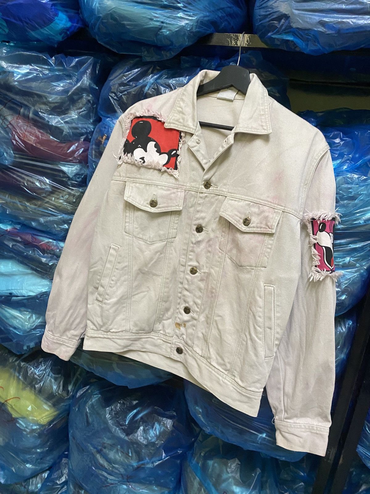 Disney VINTAGE 90S DISNEY MICKEY MOUSE DENIM TRUCKER JACKET JACKET Size US M / EU 48-50 / 2 - 2 Thumbnail