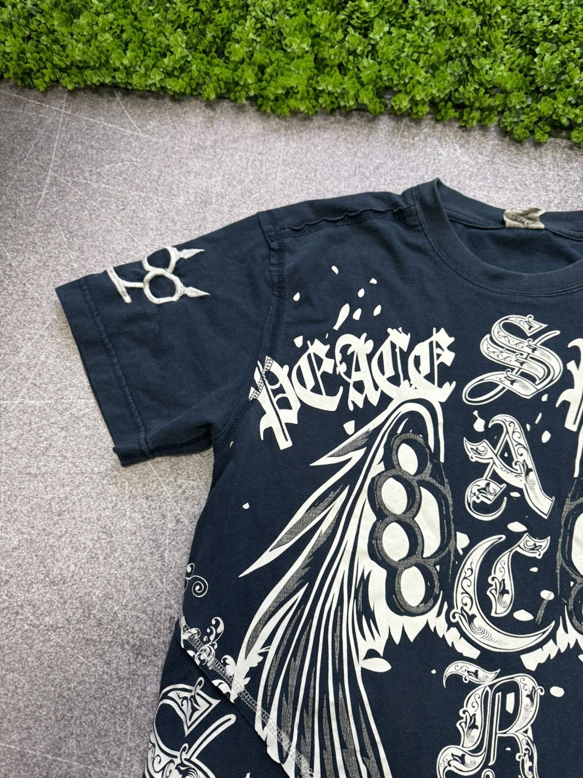 Affliction × Helix × Vintage Vintage Y2K Raw Blue Goth MMA Zipper Graphic T-Shirt Size US M / EU 48-50 / 2 - 6 Thumbnail