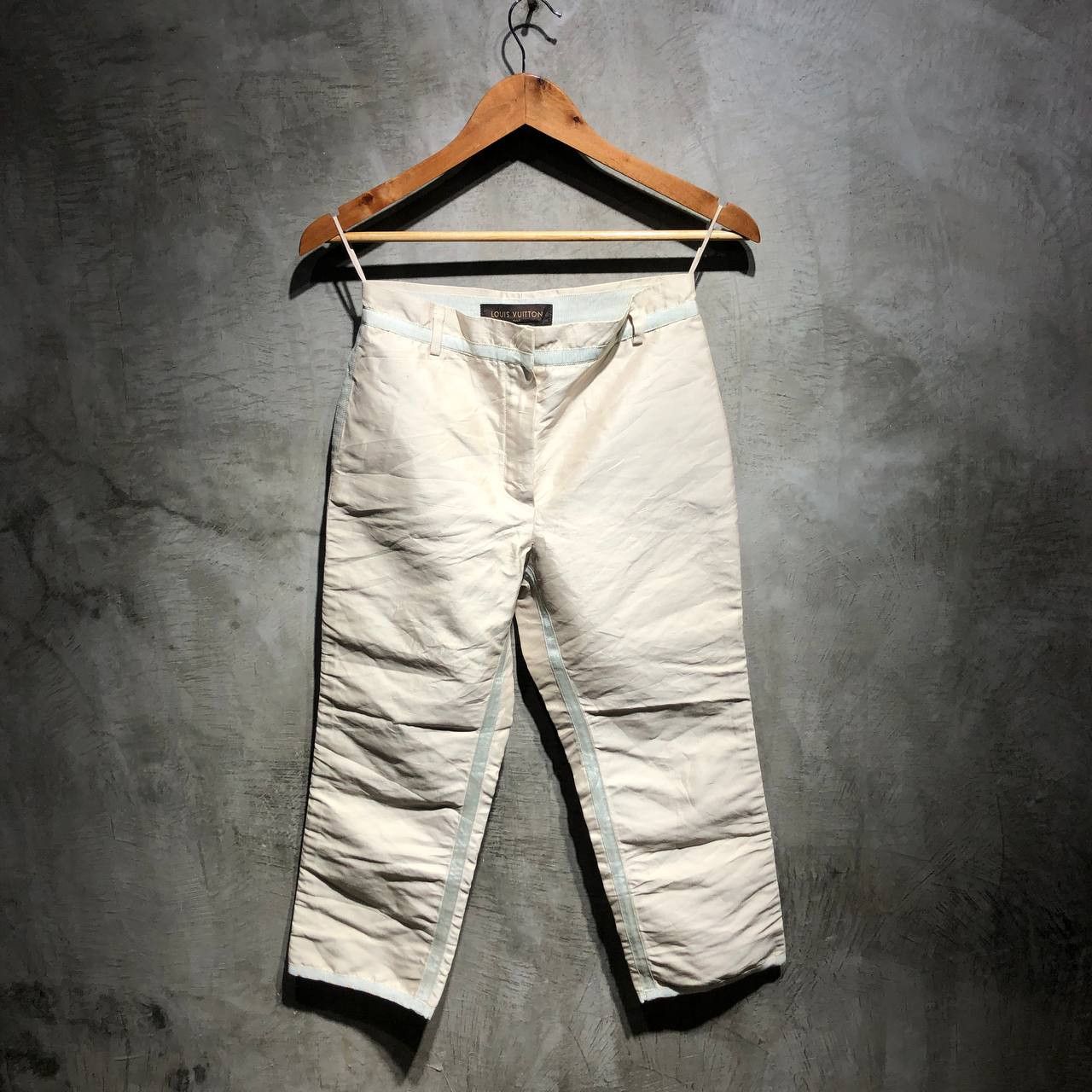 image of Louis Vuitton Casual Silk Trousers in Beige, Women's (Size 26)