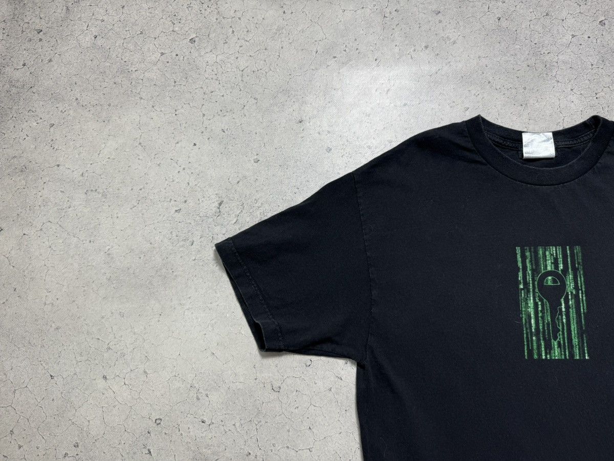 Vintage The Matrix Vintage 90’s Black T-Shirt Size L Made In U.S.A Size US L / EU 52-54 / 3 - 3 Thumbnail