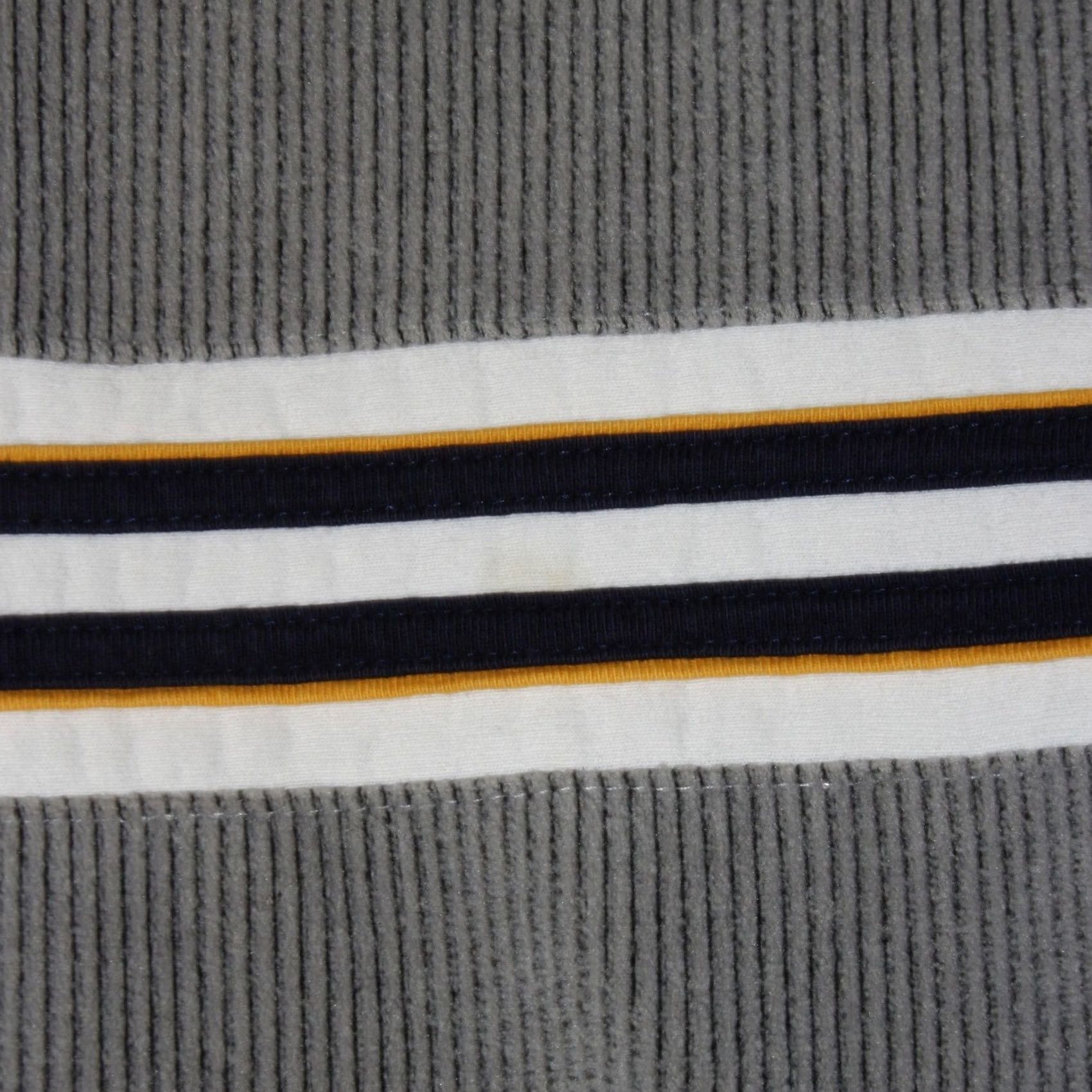 Vintage VINTAGE Bullhead Pullover Mens XL Gray Ribbed Nylon V-Neck Striped Gorpcore Skate Shirt Size US XL / EU 56 / 4 - 5 Thumbnail