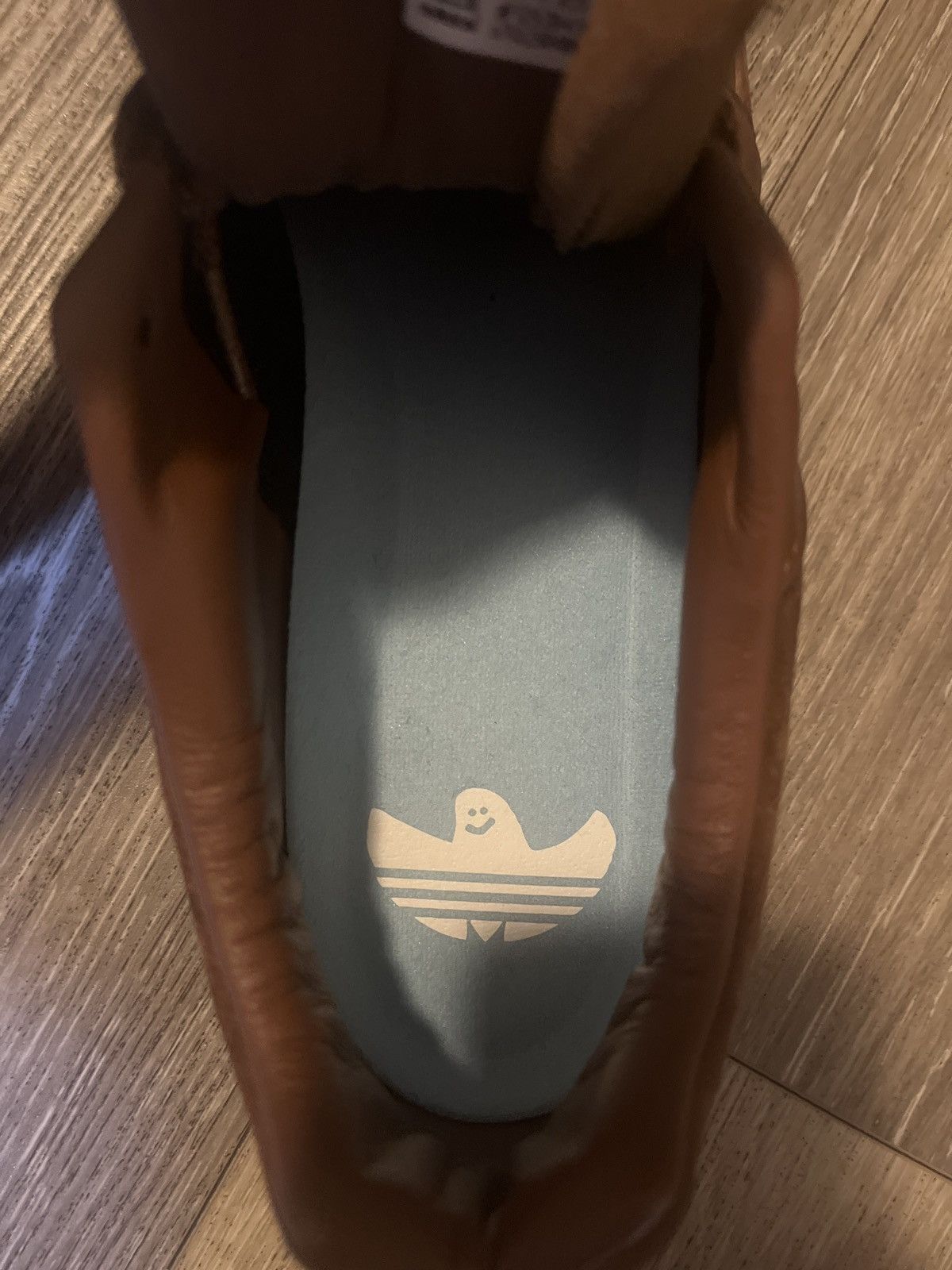 Adidas Aloha Super Karol Winthorp Size US 8.5 / EU 41-42 - 5 Thumbnail