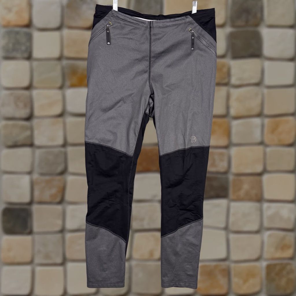 Mountain Hardwear Mountain Hardwear Pants Mens L Black Windstopper Baselayer Reflective Ankle Zip Size US 33 - 1 Thumbnail