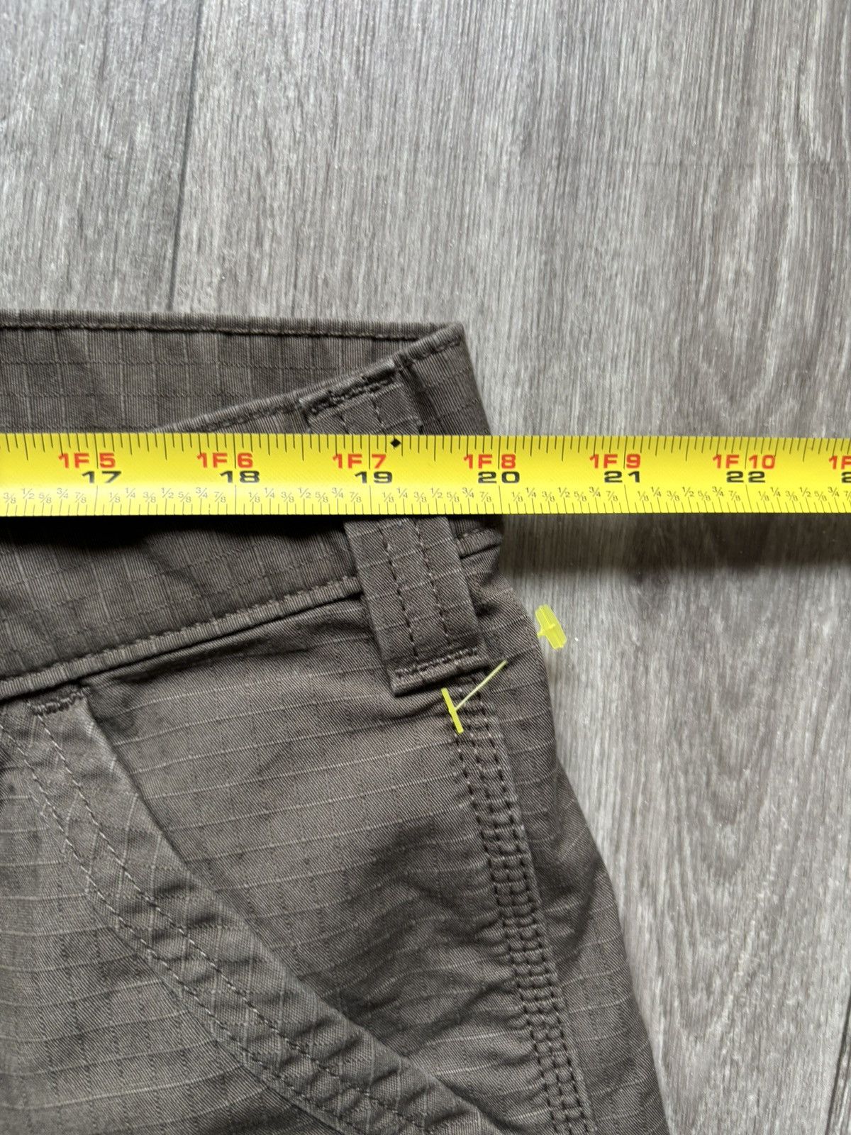 Carhartt Carhartt Cargo Shorts Khaki Size US 40 / EU 56 - 3 Thumbnail