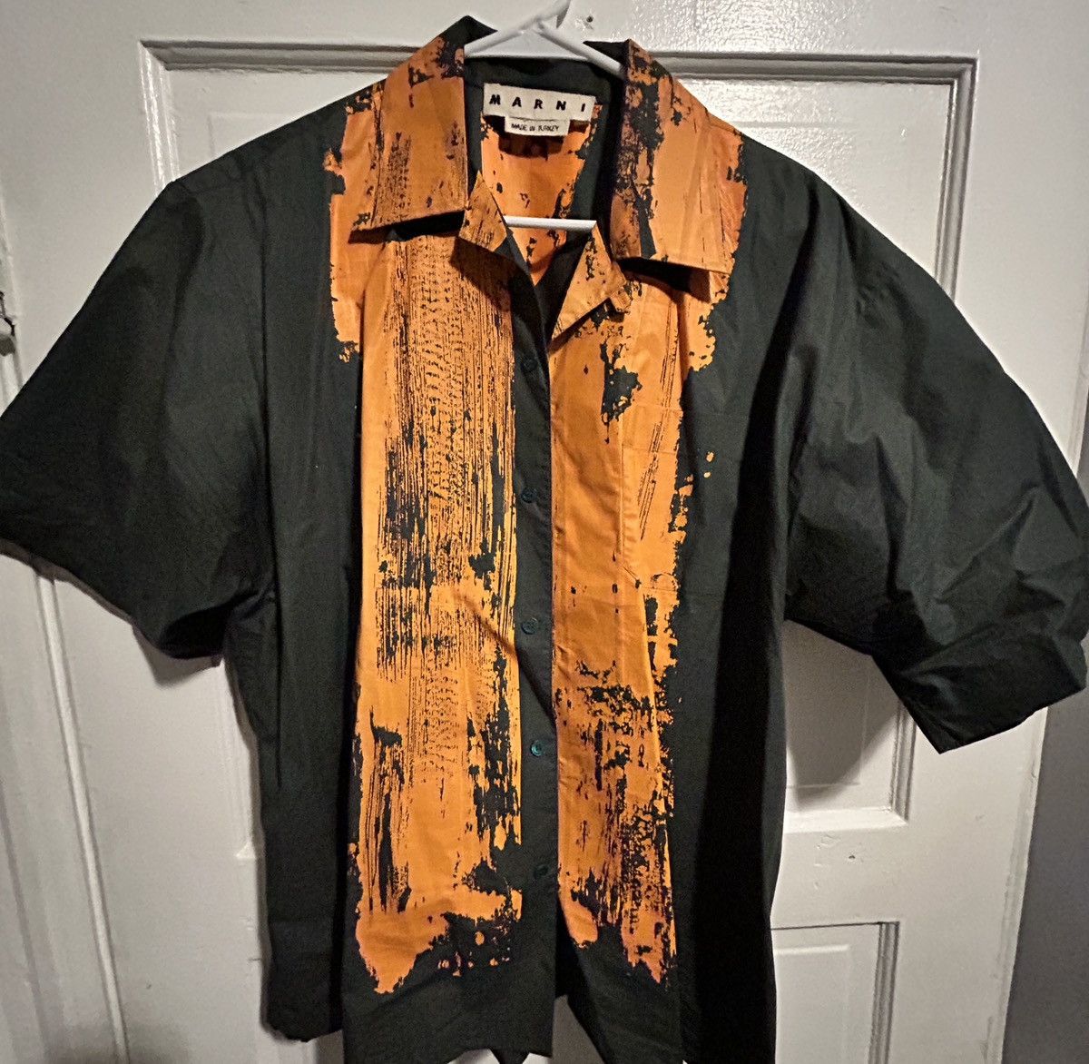 Marni Green Marni short sleeve shirt with orange paint stripe Size US L / EU 52-54 / 3 - 1 Thumbnail