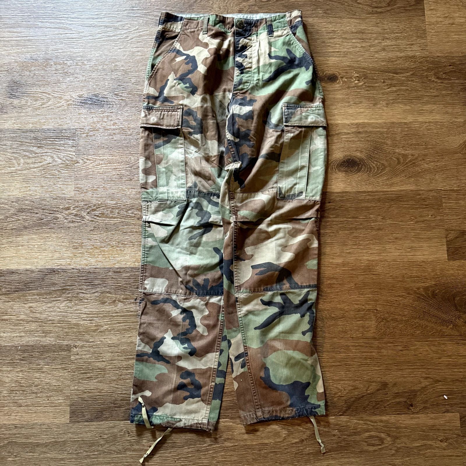 Vintage Classic Military Camouflage Parachute Pants Size US 30 / EU 46 - 1 Thumbnail