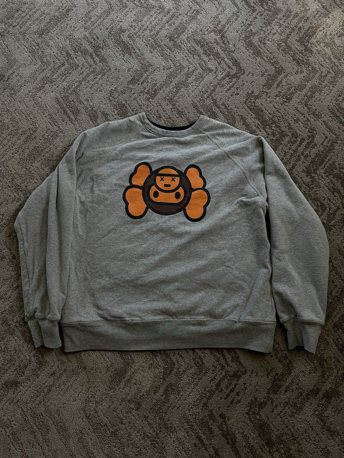 Bape × Kaws Bape kaws reversible Crewneck Size US L / EU 52-54 / 3 - 1 Thumbnail