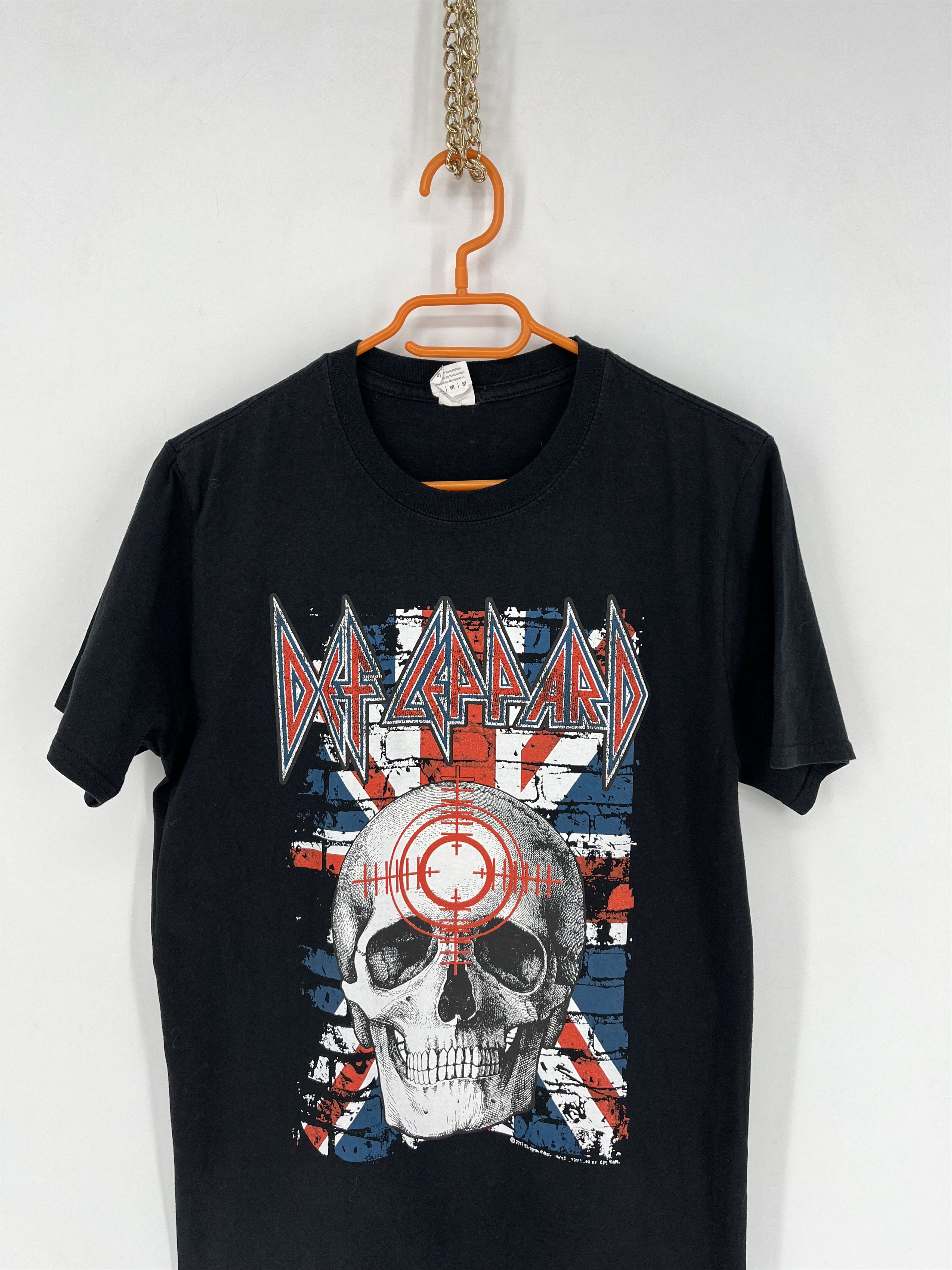 Band Tees Vintage Y2K Def Leppard Pryromania Band Tee Size M Size US M / EU 48-50 / 2 - 1 Thumbnail