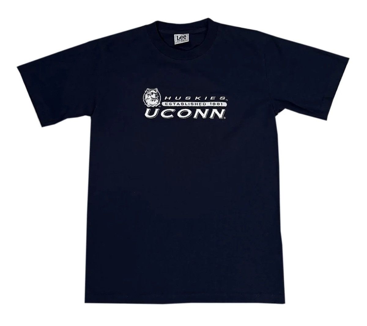 Lee Vintage Lee UCONN Huskies Embroidered T Shirt (Size M) Size US M / EU 48-50 / 2 - 1 Preview