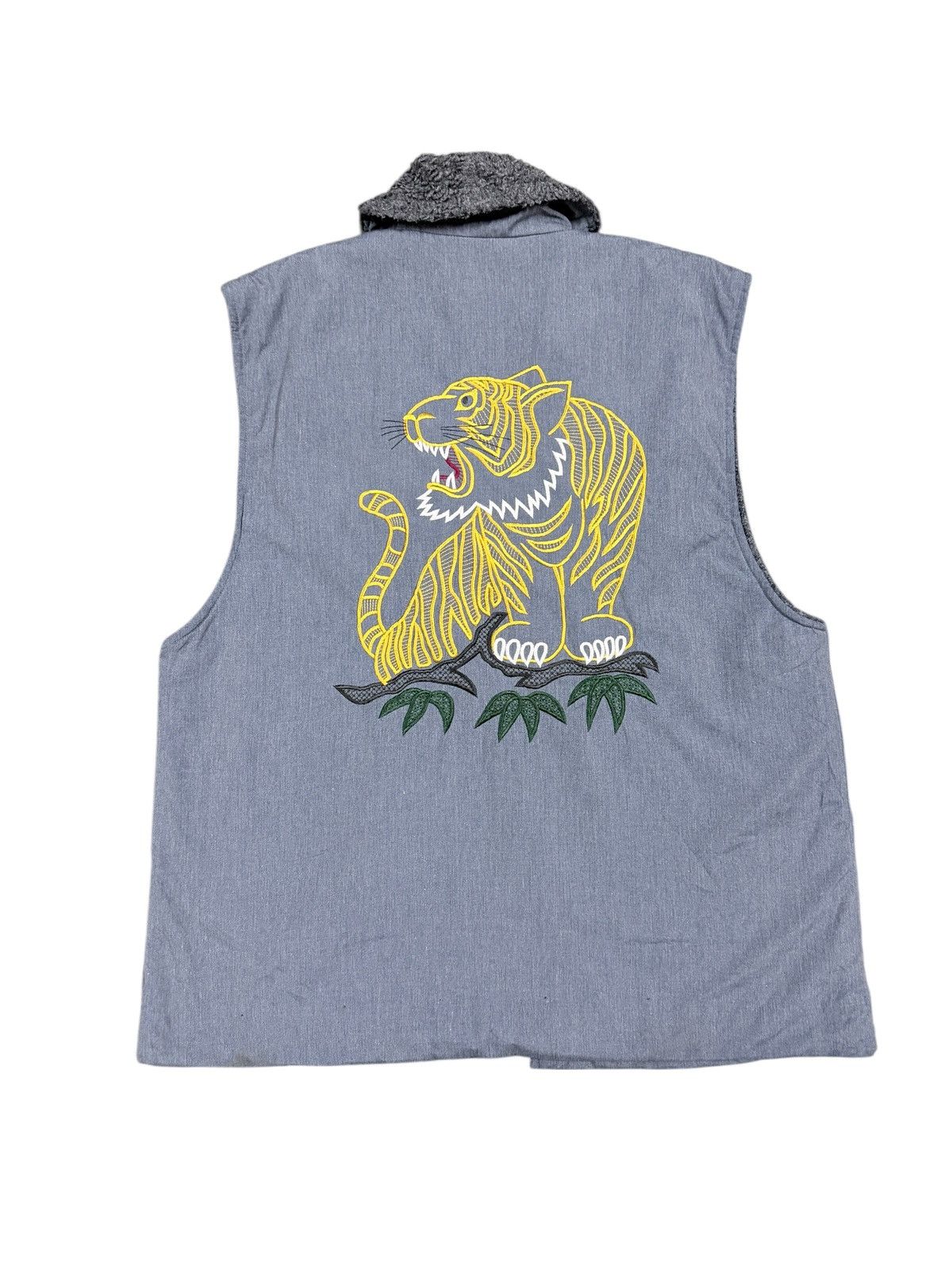 Japanese Brand Vtg🔥Embroidery Tiger Aloha Sherpa Lining Vest Toggle Button Size 44R - 2 Thumbnail