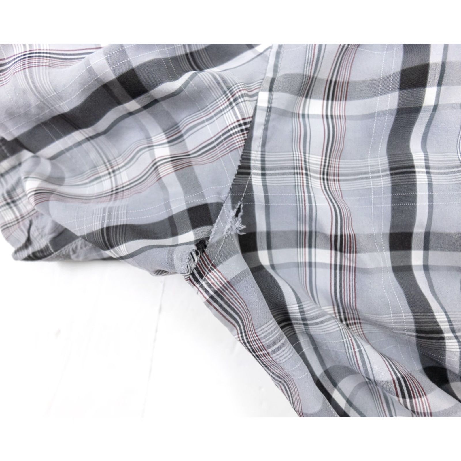 Marmot Marmot Shirt Men’s XL Button-Up Short Sleeve Plaid Gray Polyester Rayon Outdoors Casual Clothing Shirt Size US XL / EU 56 / 4 - 7 Thumbnail