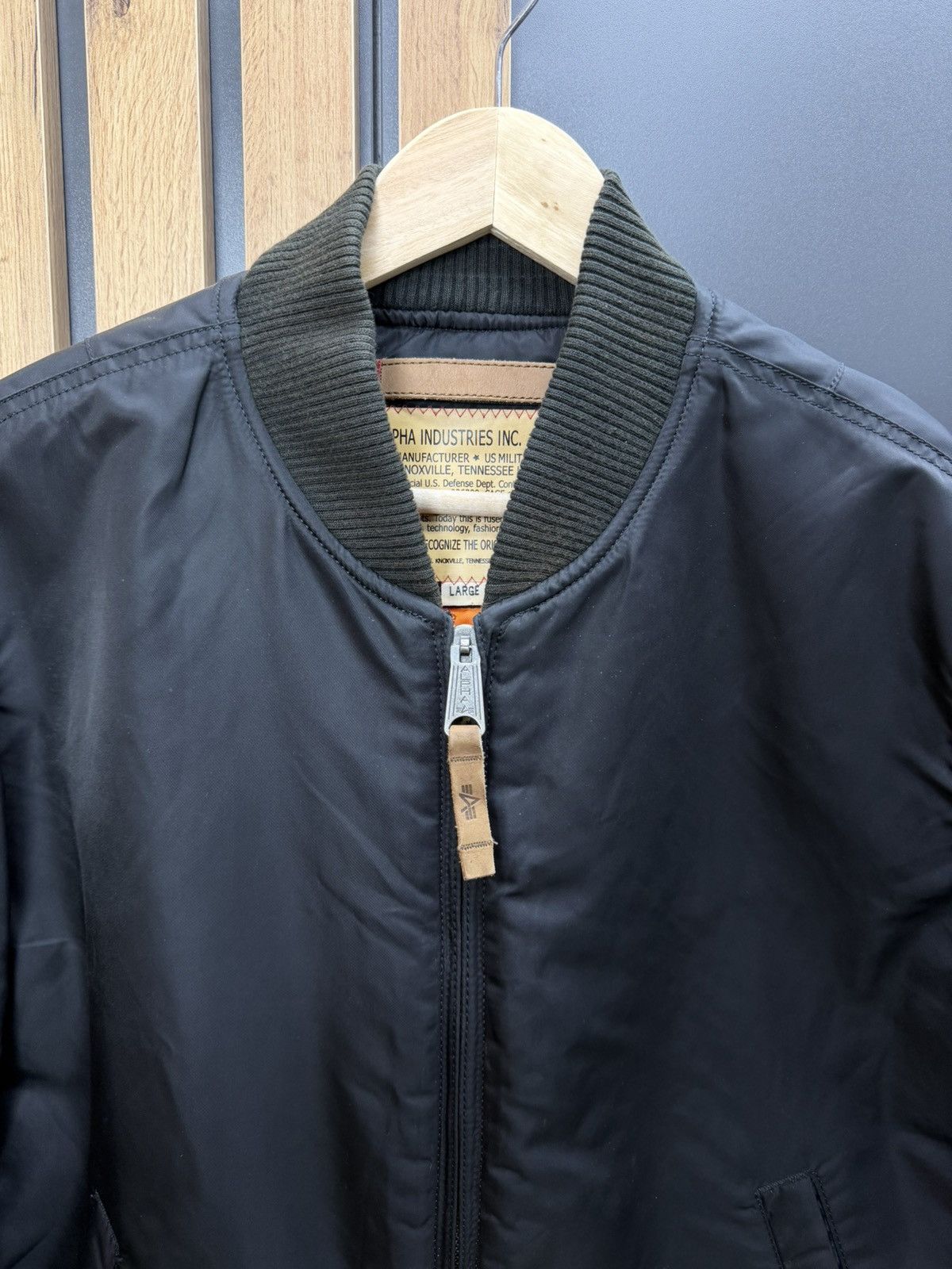 Alpha Industries Alpha Industries MA-1 Flight Bomber Jacket Black L Size US L / EU 52-54 / 3 - 2 Thumbnail