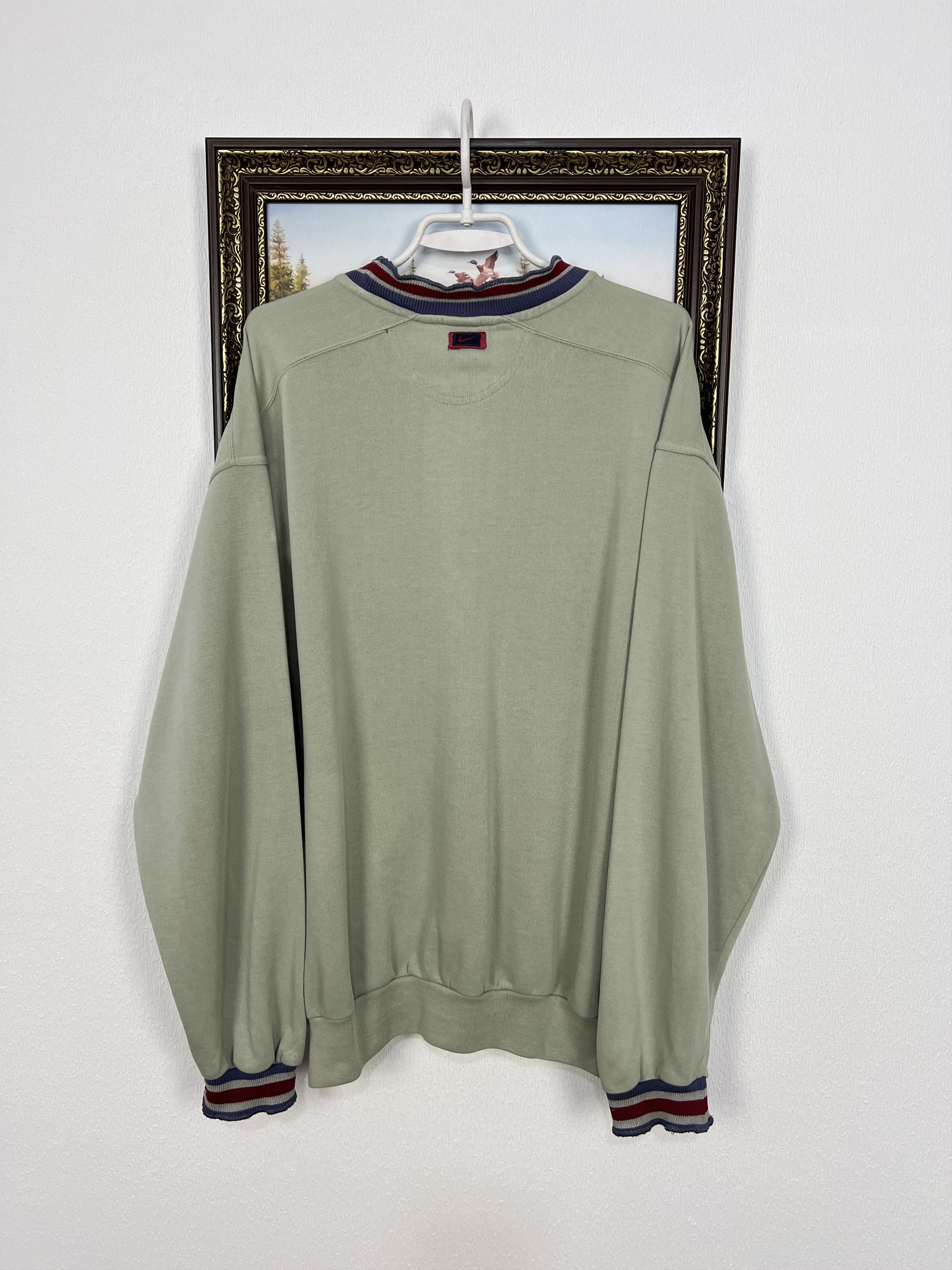 Nike Vintage 90's Nike Sweatshirt Big Swoosh Logo Center Mens Size US L / EU 52-54 / 3 - 13 Thumbnail