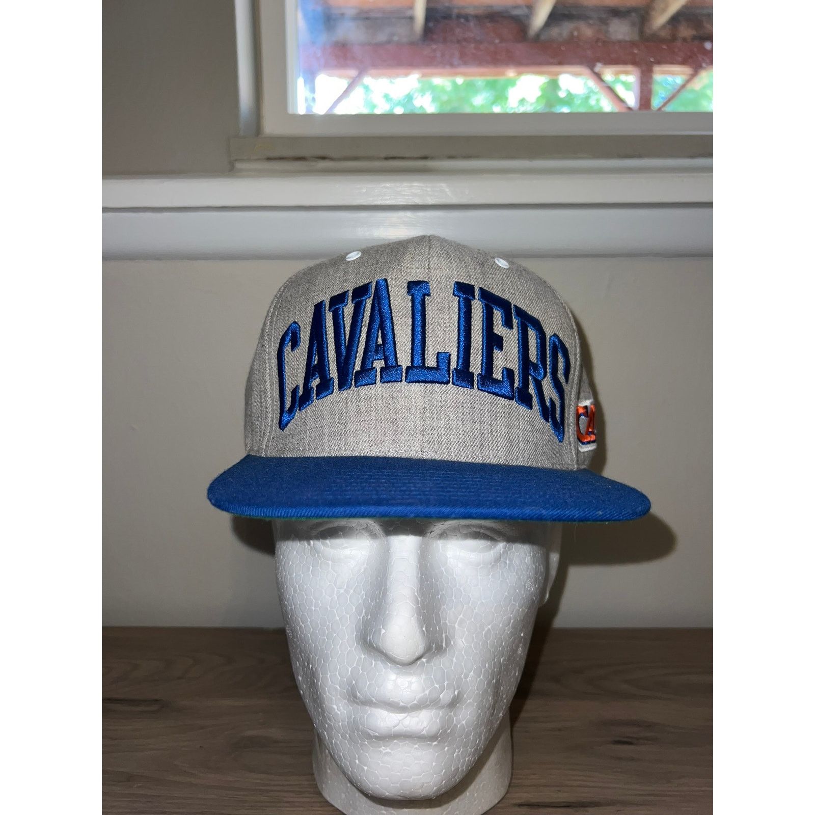 NBA NBA Cleveland Cavaliers Cavs Basketball Hat Headwear 2000s Size ONE SIZE - 2 Thumbnail