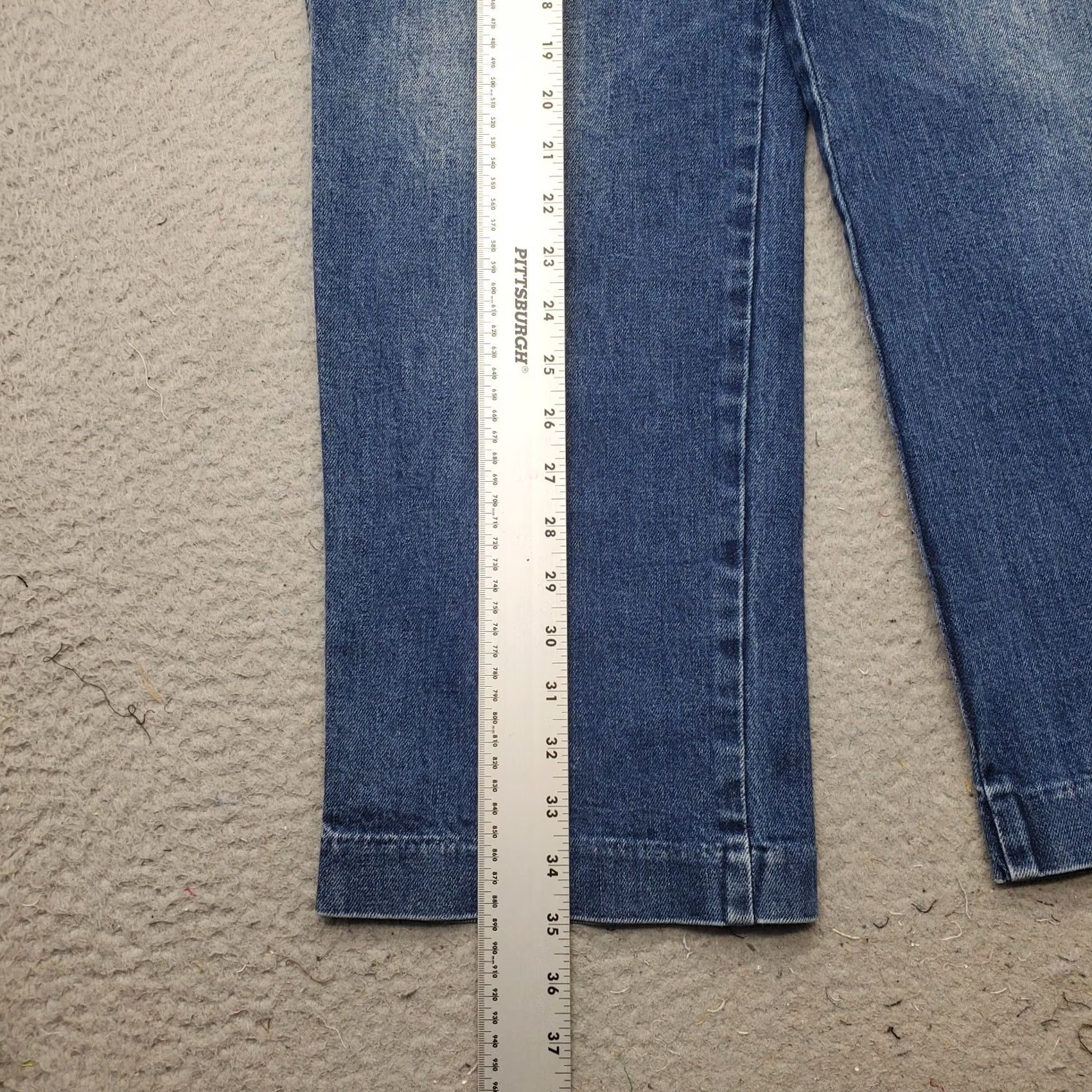Old Navy Old Navy Jeans Womens 12 Blue Denim Stretch Boho Faded Streetwear Medium Wash Jeans Womens 12 Blue Denim Stretch Size 34" / US 12 / IT 48 - 3 Thumbnail