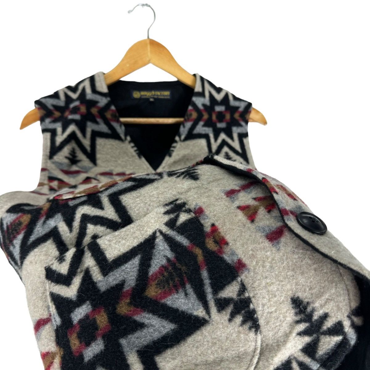 Native ☀️RUGGED FACTORY JAPAN NATIVE VEST Size US XL / EU 56 / 4 - 4 Thumbnail