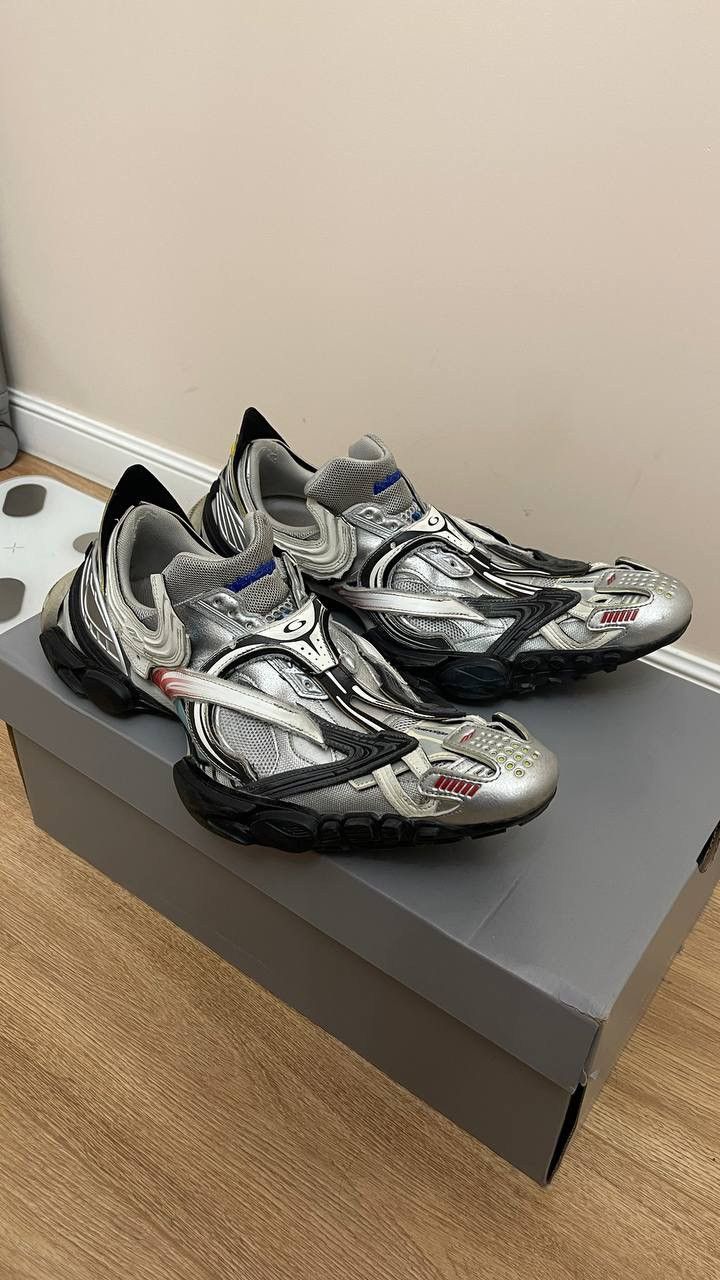 Balenciaga Balenciaga Reptile Multicolored / White Size US 7 / EU 40 - 22 Thumbnail
