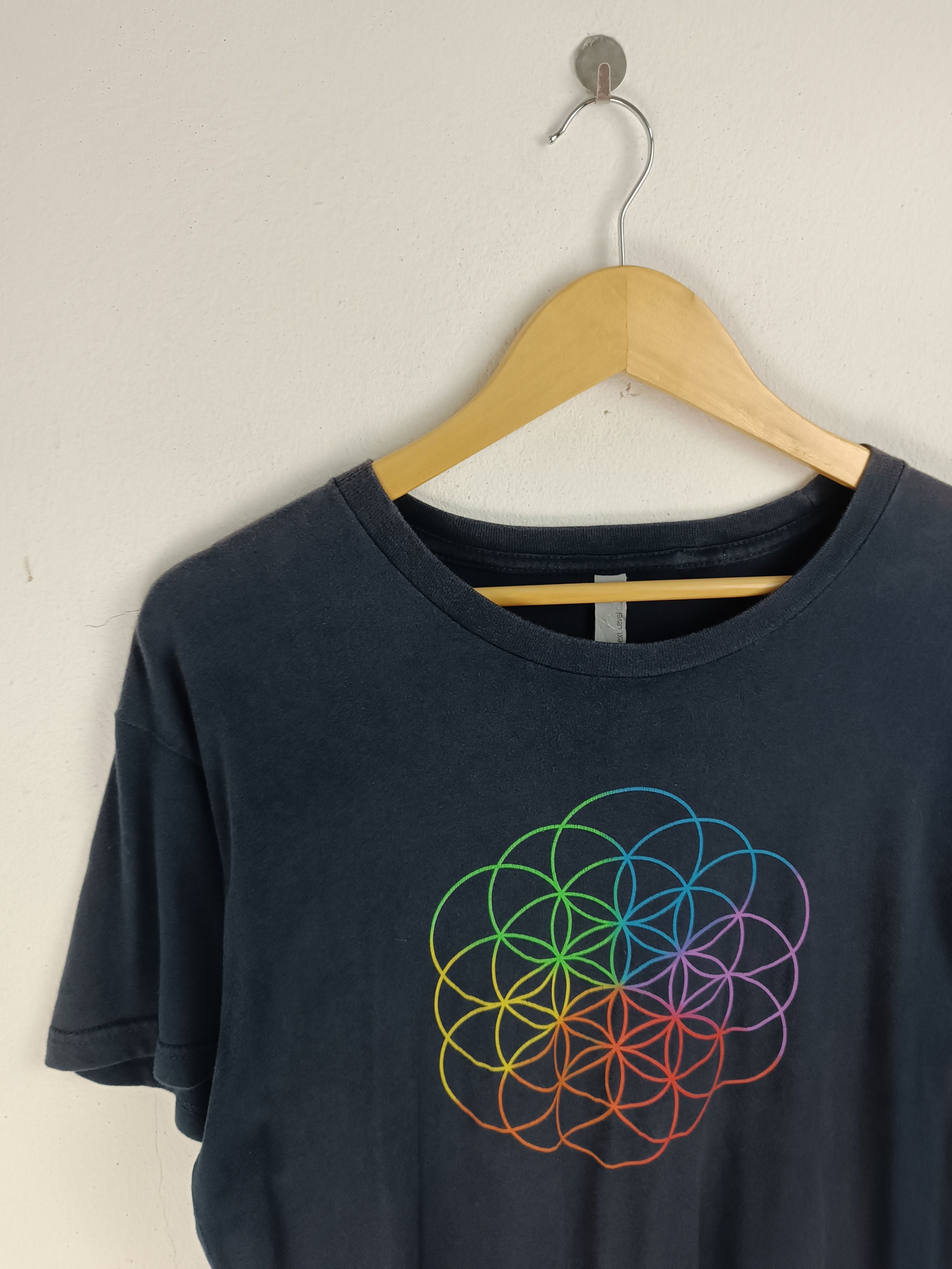Band Tees VINTAGE 2016 COLDPLAY HEAD FULL OF STARS TOUR TEE sting u2 Size US M / EU 48-50 / 2 - 5 Thumbnail