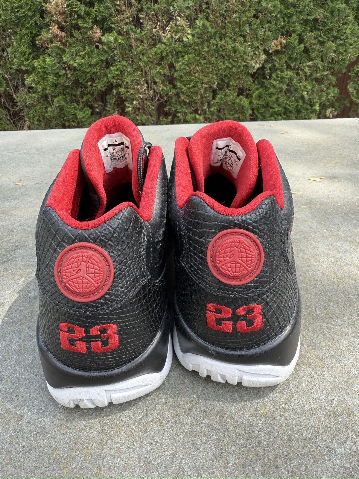 Hypebeast × Jordan Brand × Nike Air Jordan 9 Low Snakeskin Size US 12 / EU 45 - 2 Thumbnail