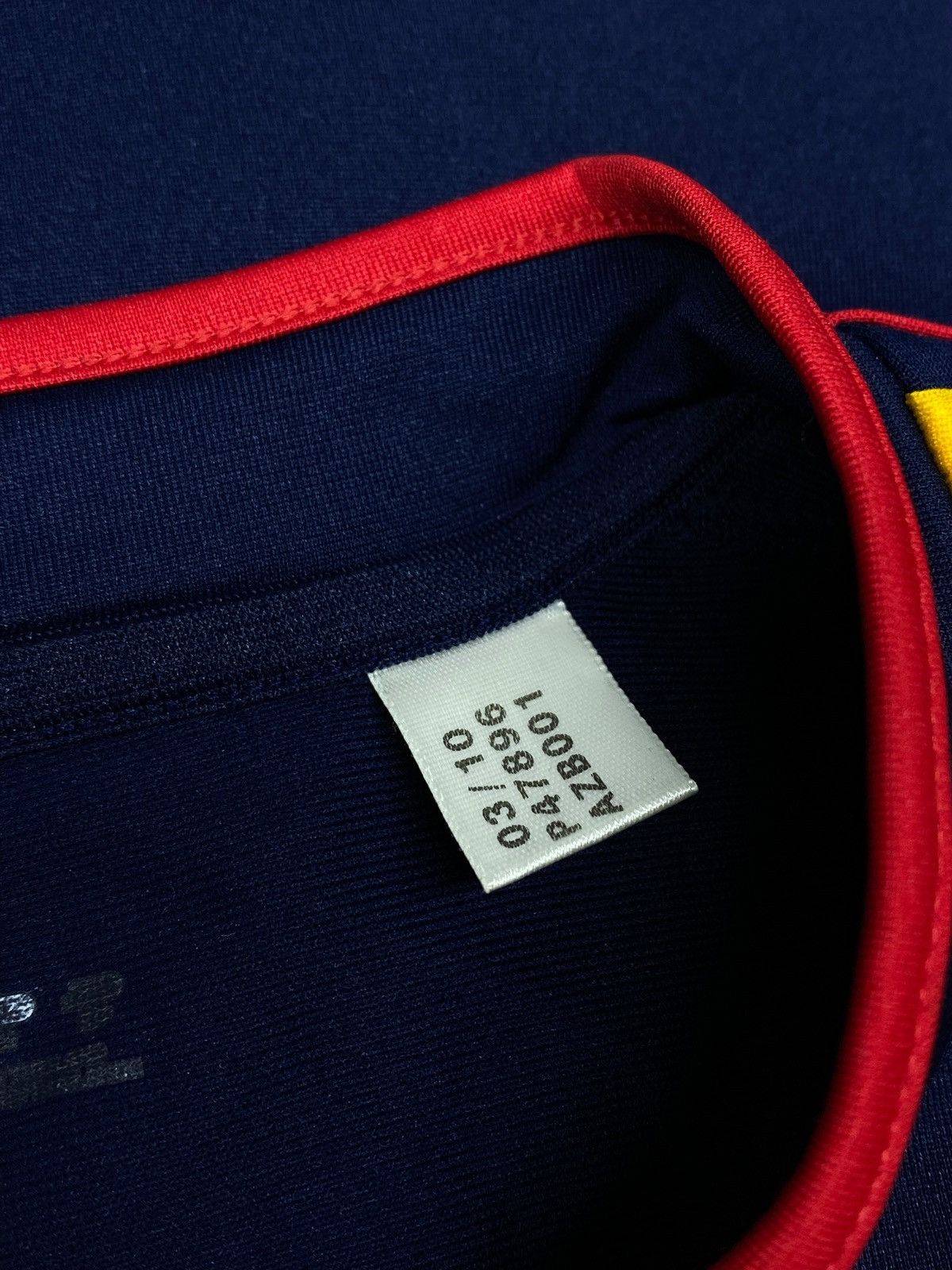 Adidas Adidas #7 David Villa Spain 2010 Away Football Shirt Jersey Size US S / EU 44-46 / 1 - 20 Thumbnail