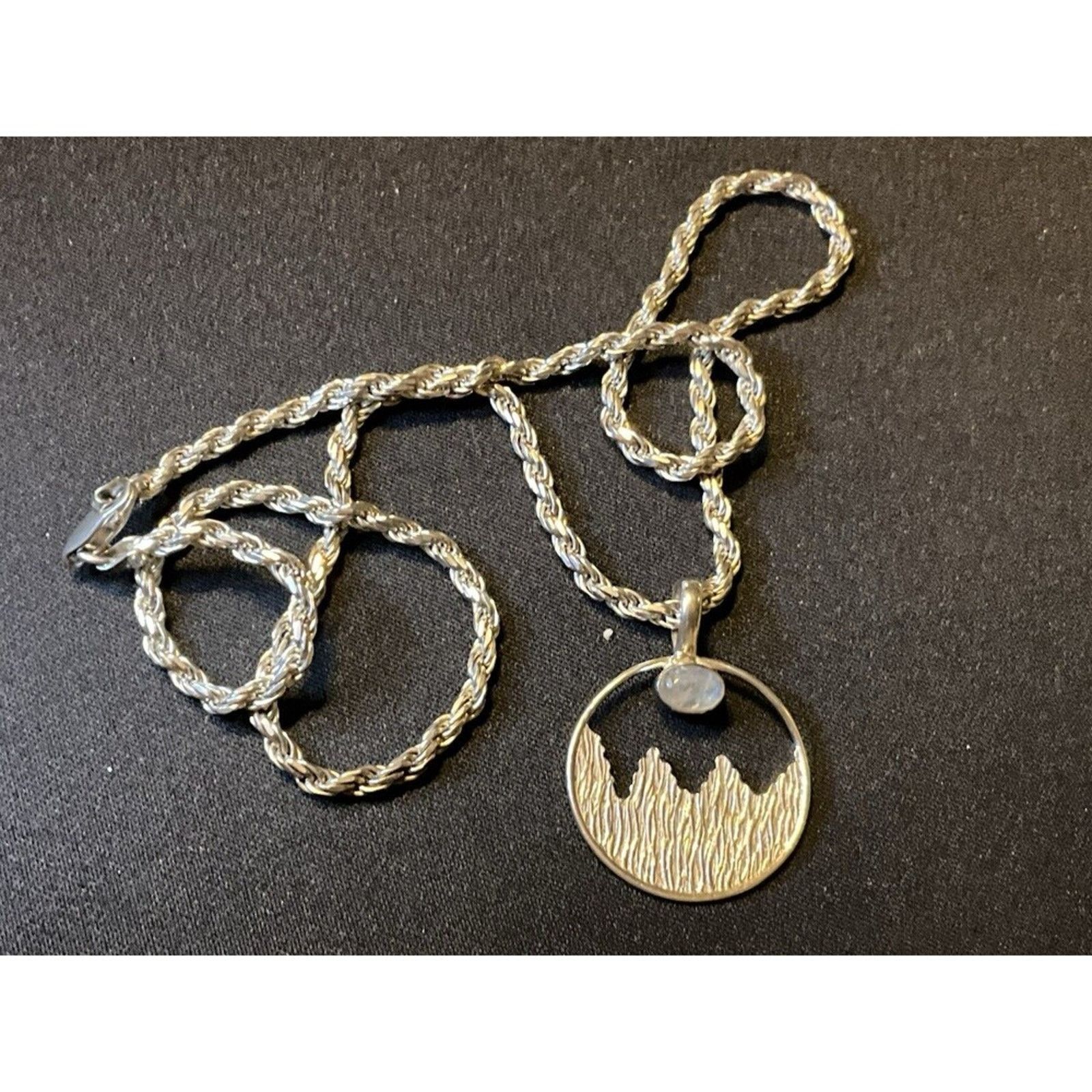 Other 925 Sterling Silver Mountain Scene with 18in Rope Chain Size ONE SIZE - 3 Thumbnail