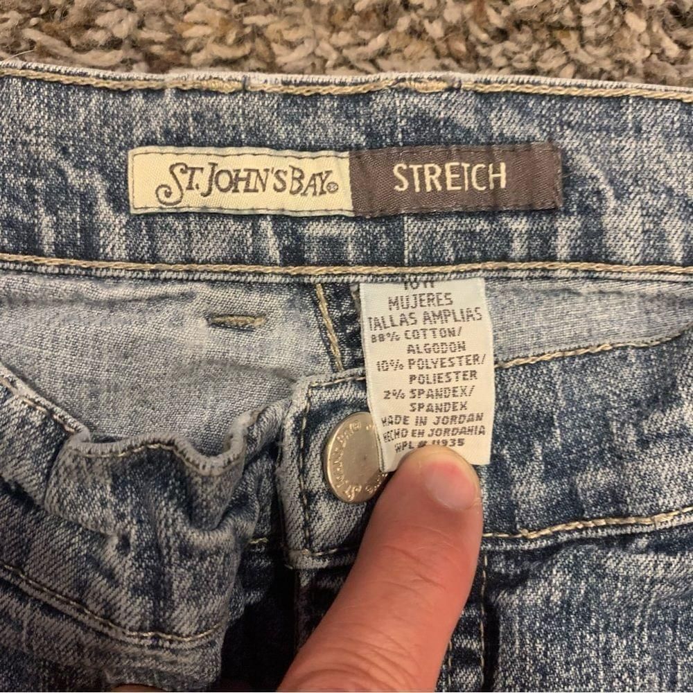 St. Johns Bay Women’s St Johns Bay Skinny Jeans Size 40" / US 18 - 1 Thumbnail