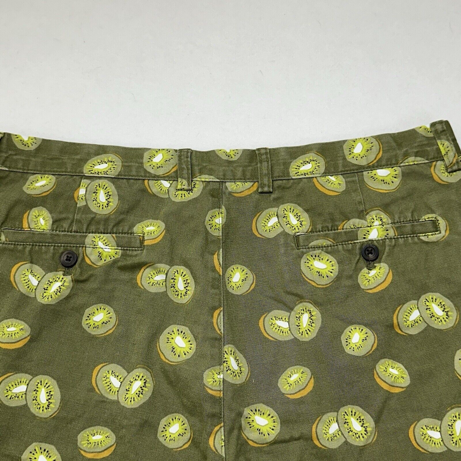 Other Amazon Essentials 36 Kiwi Chino Shorts 8" Fruit Pattern Size US 36 / EU 52 - 9 Thumbnail