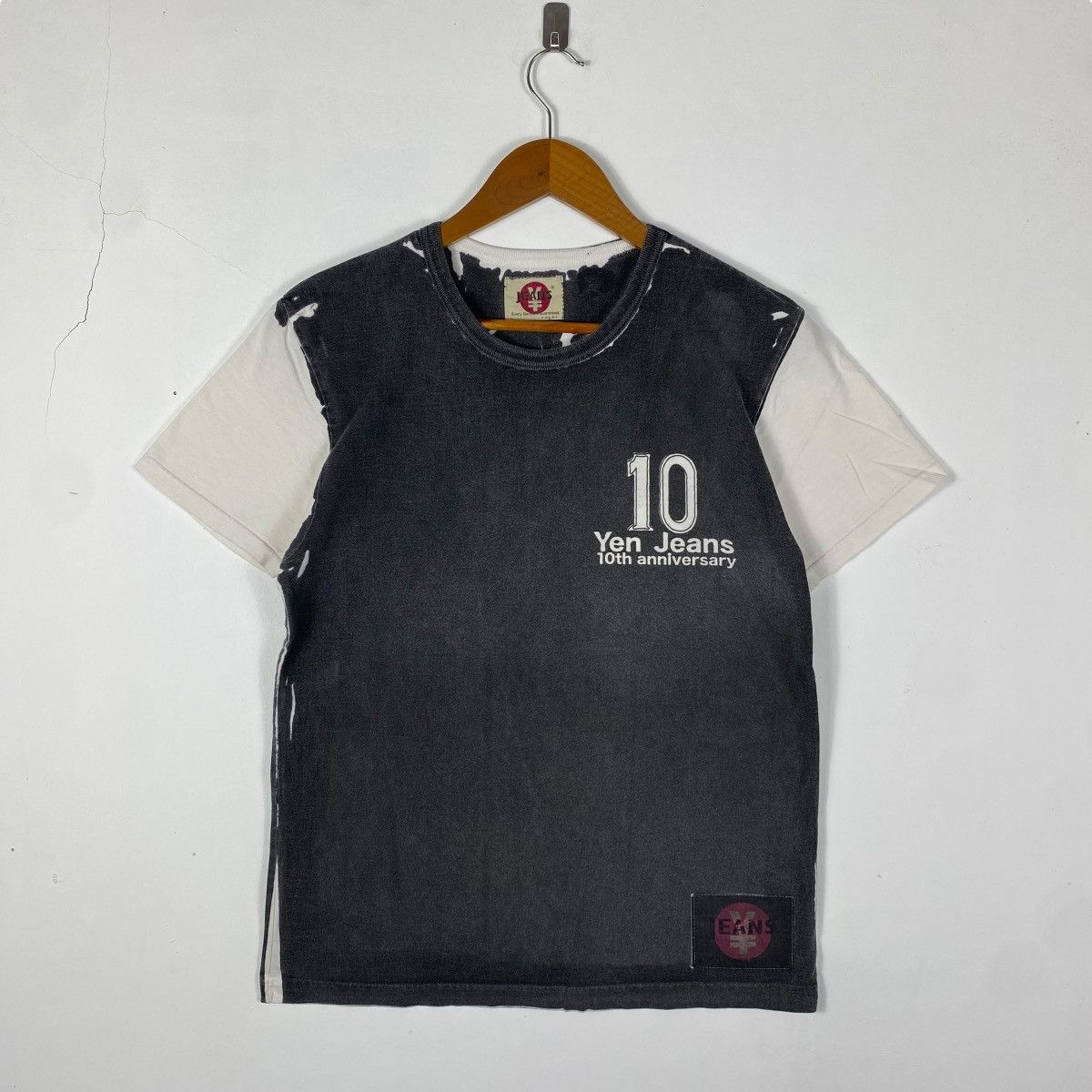 Japanese Brand Vintage YEN JEANS 10th Anniversary Japanese Brand Tee Shirt Size US M / EU 48-50 / 2 - 3 Thumbnail