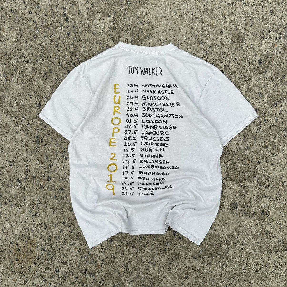 Hypebeast Vintage Tom Walker T-shirts Big Logo Europe Tour 2019 Size US L / EU 52-54 / 3 - 2 Thumbnail