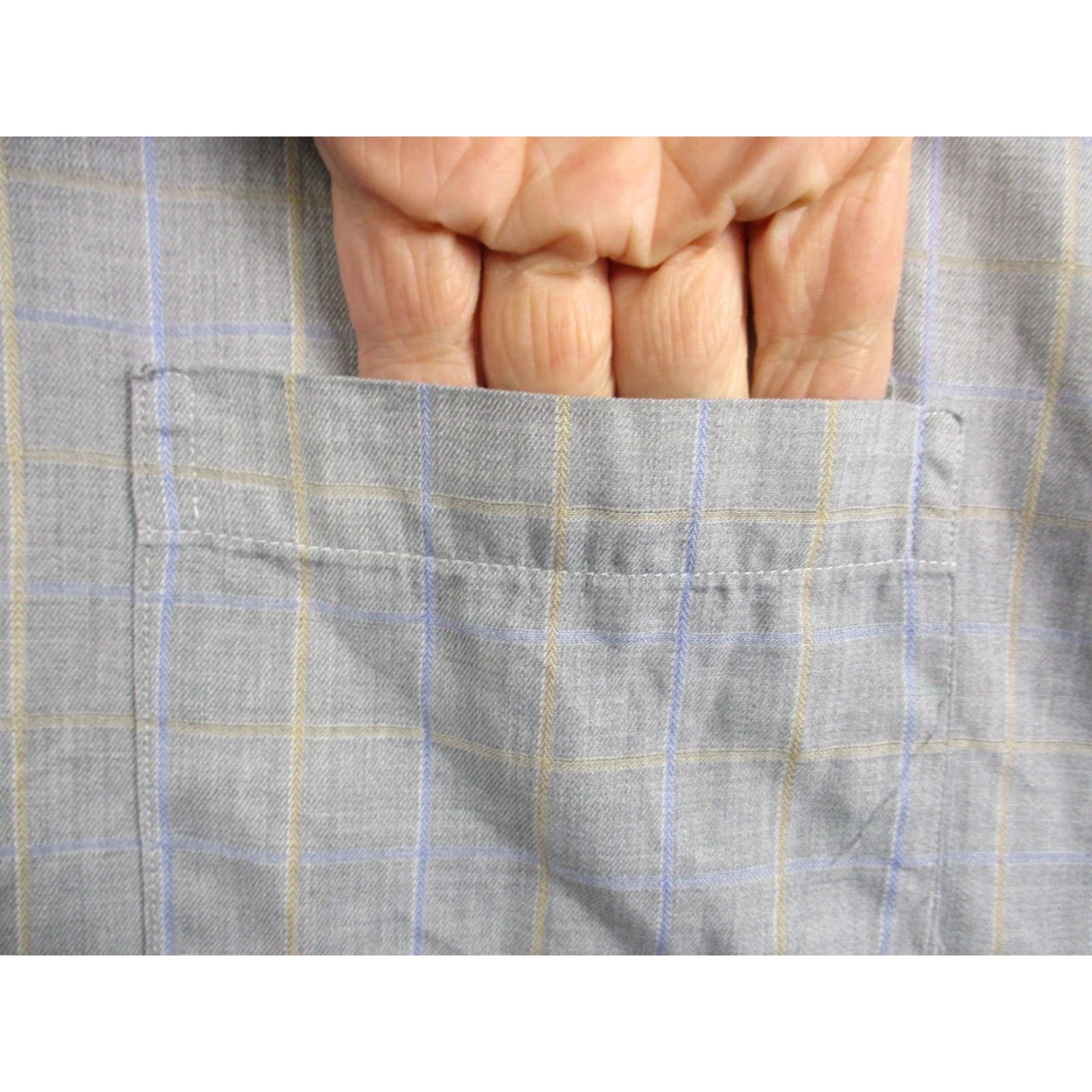 Brooks Brothers Brooks Brothers Country Club Shirt Large Egyptian Cotton Plaid Italy Size US L / EU 52-54 / 3 - 3 Thumbnail