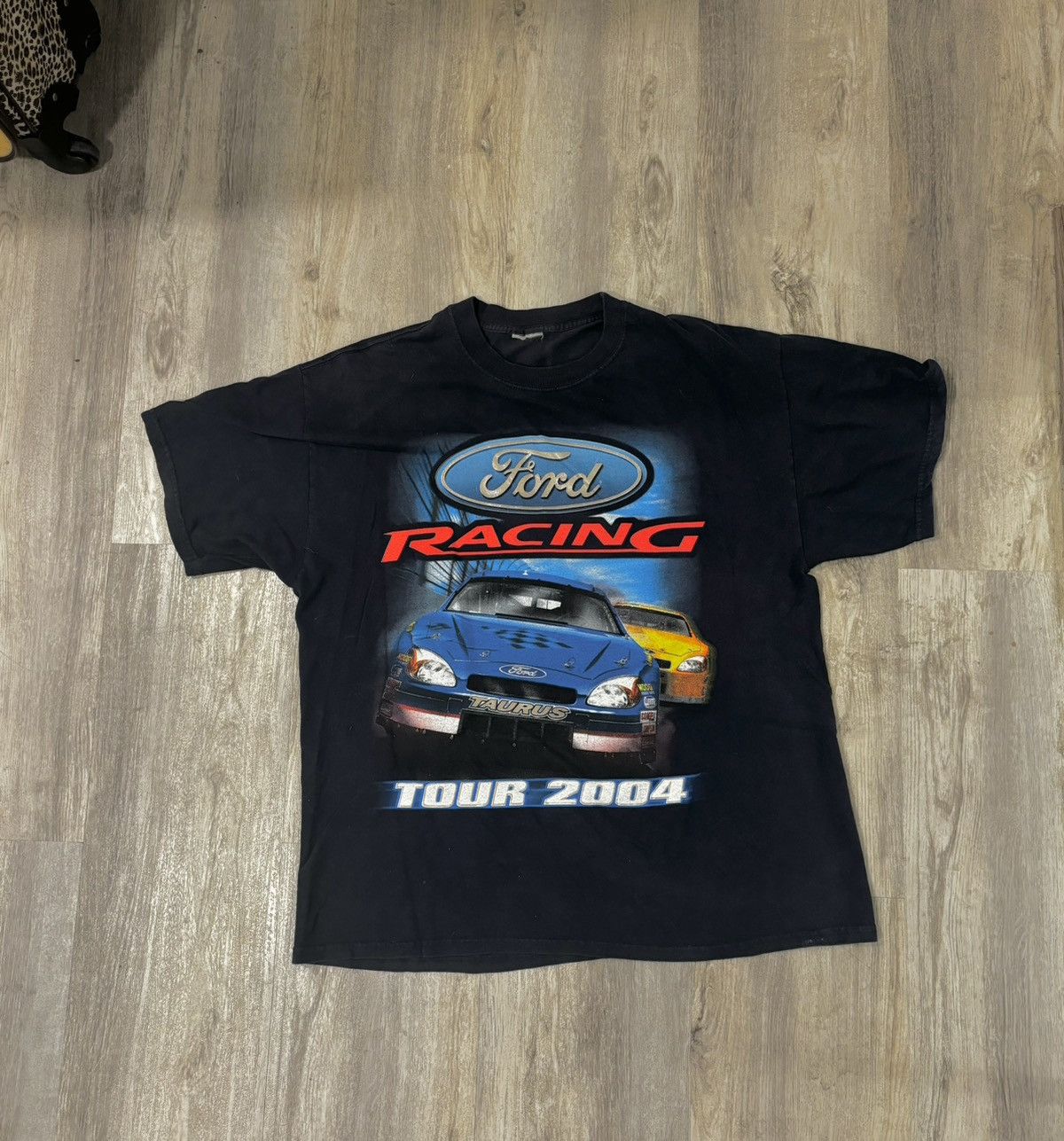 Ford × NASCAR × Vintage Nascar Ford Racing 2004 Vintage TShirt size L Size US L / EU 52-54 / 3 - 1 Thumbnail