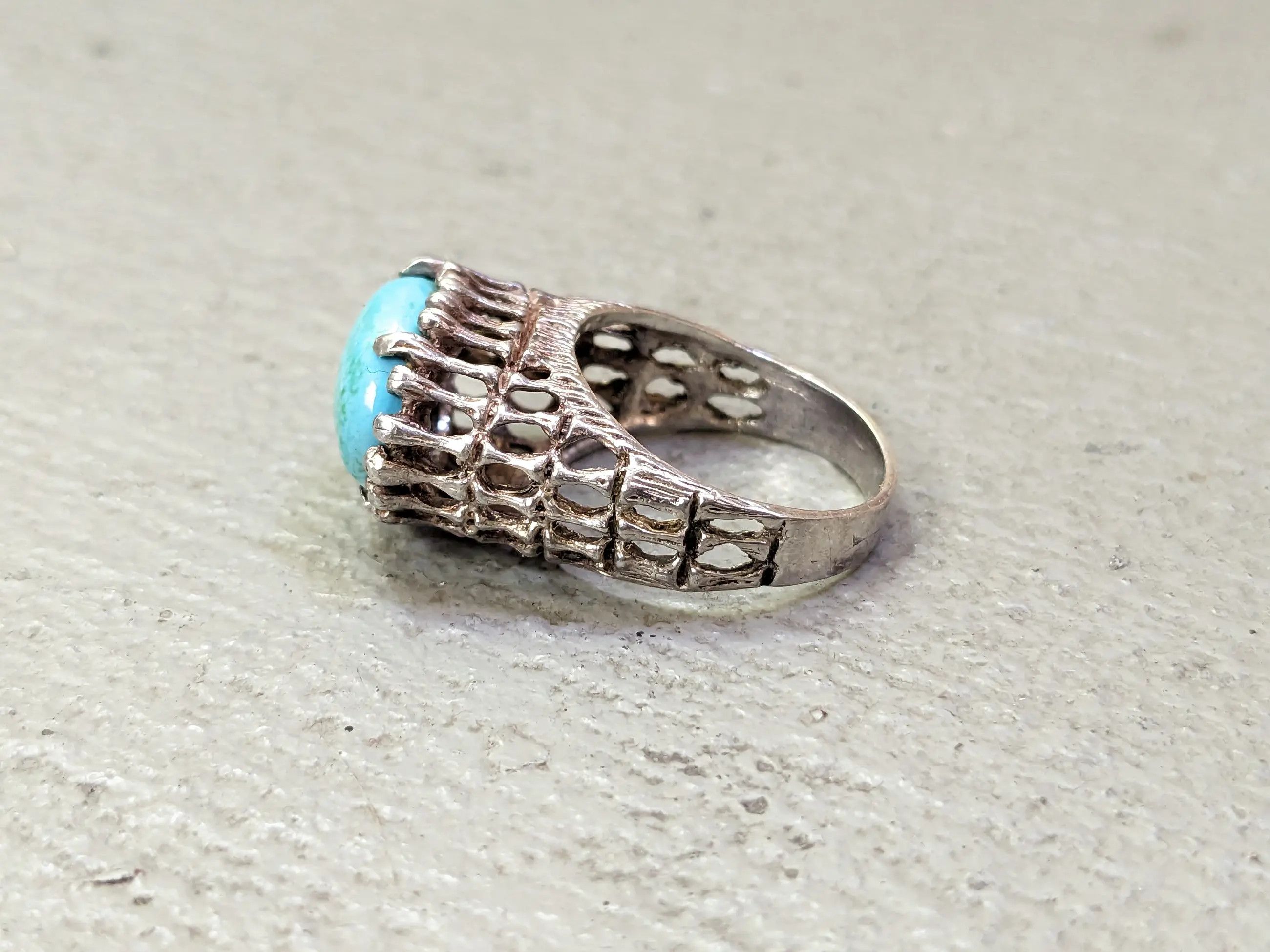 Jewelry Vintage Sterling Silver Ring Green Turquoise Oval 7.5 Brutal Size ONE SIZE - 3 Thumbnail