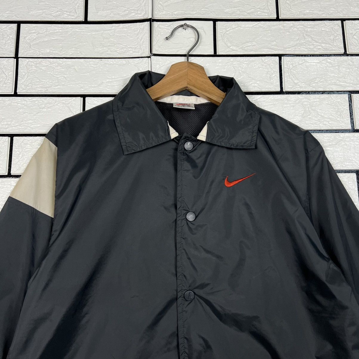 Nike Vintage 90's NIKE Kids Big Logo Windbreaker #3959-C180 Size US XS / EU 42 / 0 - 4 Thumbnail