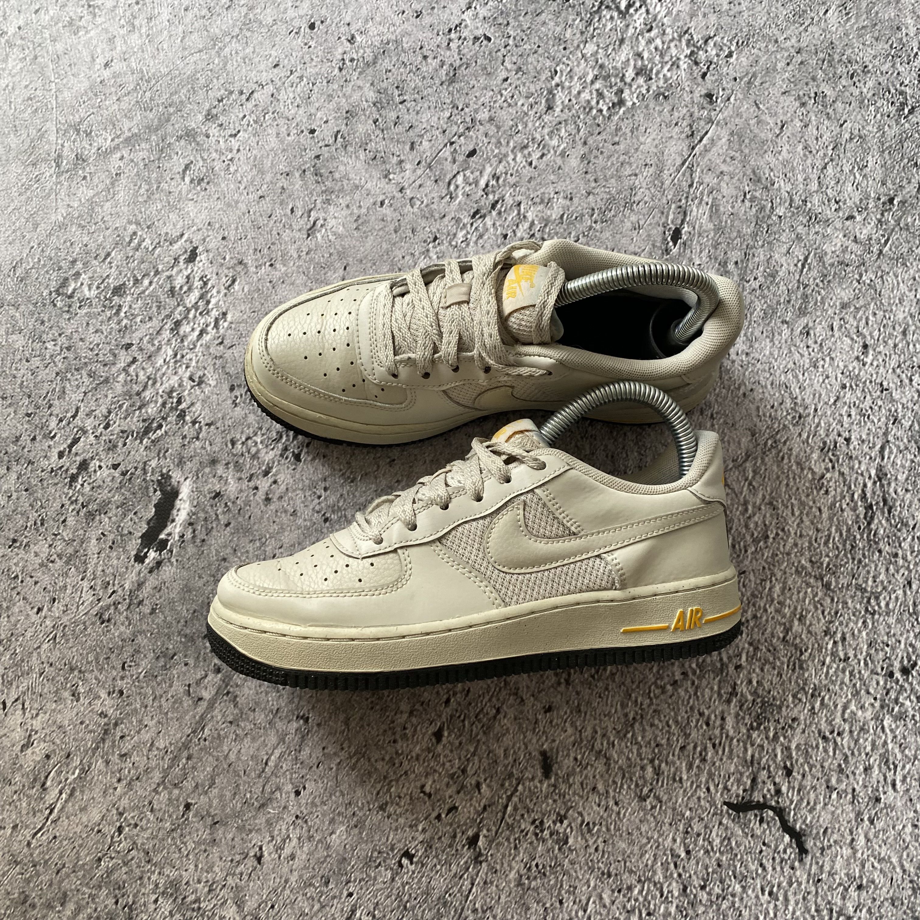 Nike Nike Air Force 1 GS Size 36 Size US 4 / IT 34 - 4 Thumbnail