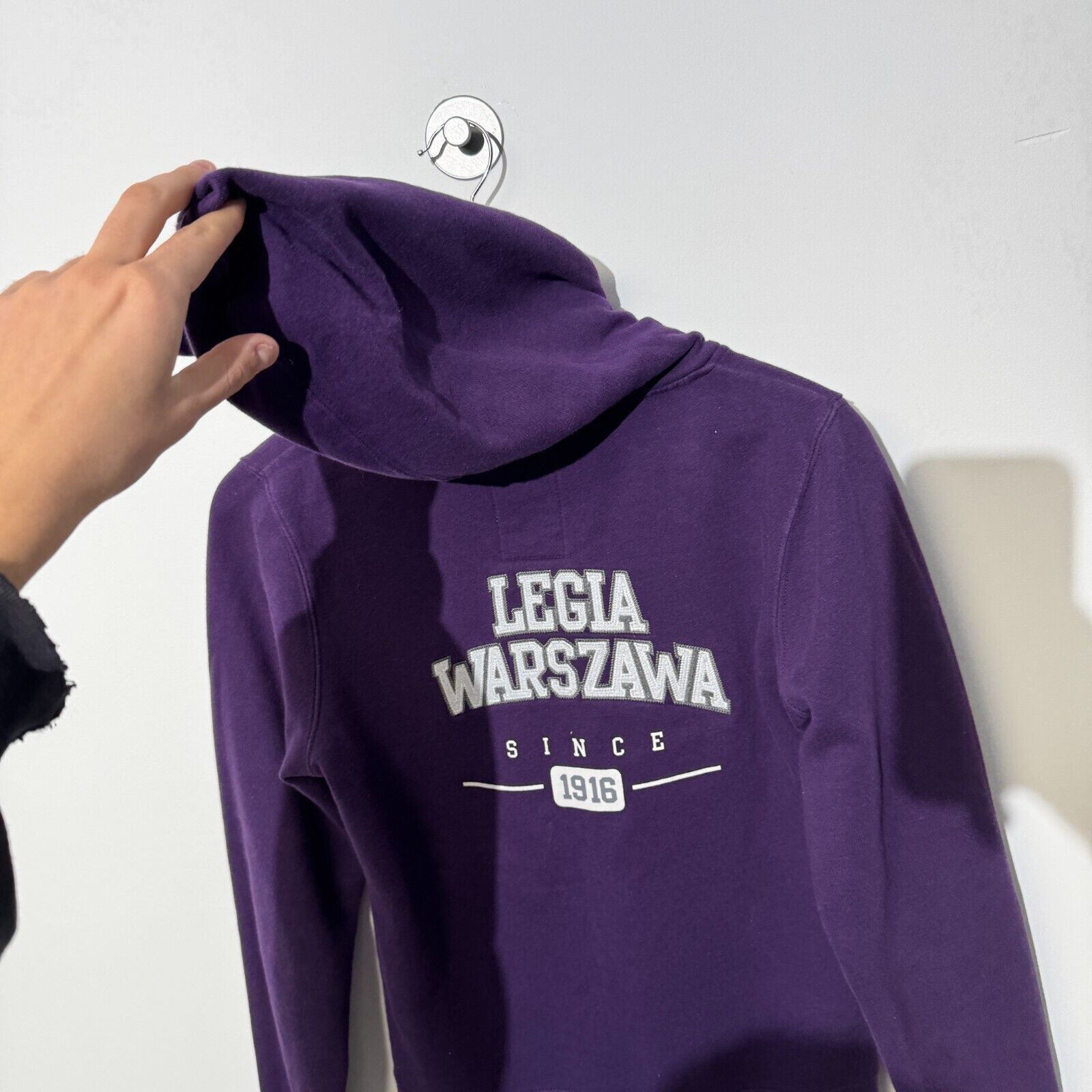 Vintage Vintage Unisex Purple Cotton Zip Hoodie Size M Legia Size US M / EU 48-50 / 2 - 11 Thumbnail