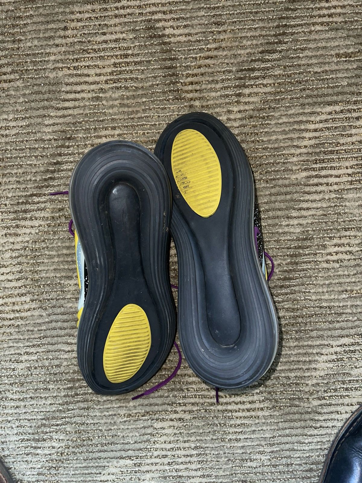Nike × Undercover Undercover air max 720 Size US 11 / EU 44 - 3 Thumbnail