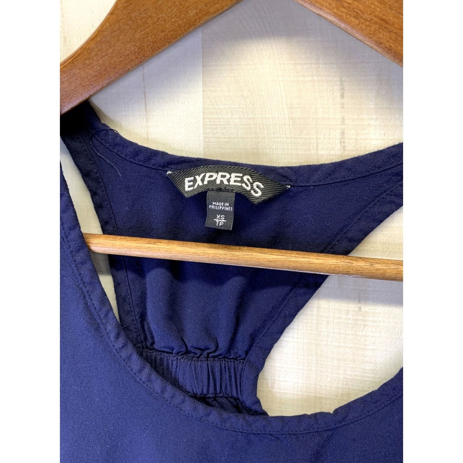 Express Express Women’s Navy Tank Pocket Blouse Top XS Blue Tank Blouse Womens XS Navy Pocket Top Size XS / US 0-2 / IT 36-38 - 2 Thumbnail