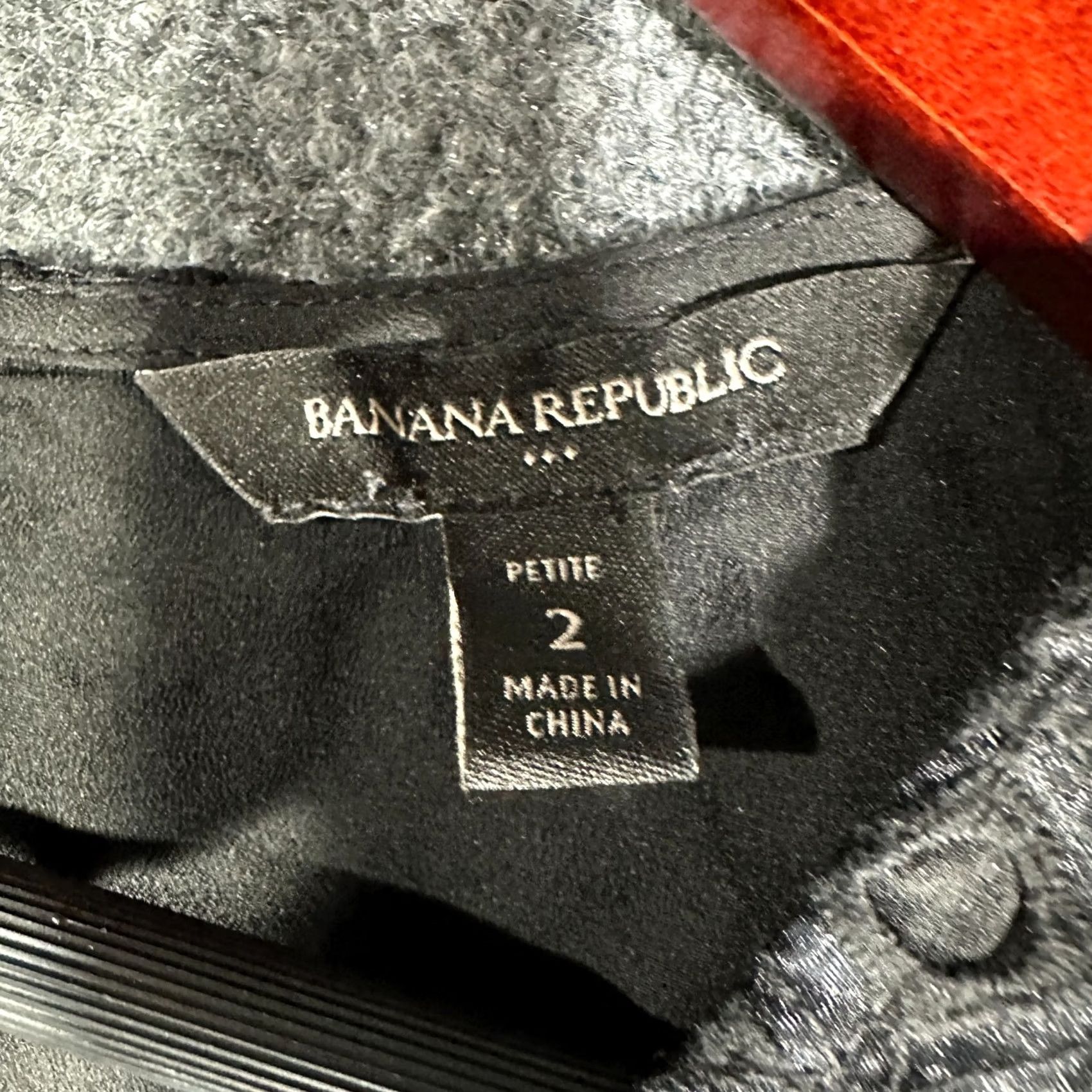 Banana Republic Banana Republic Romper Womens Petite Black V Neck Tie Waist Button 2P (Neon) Size 26" / US 2 / IT 38 - 4 Thumbnail