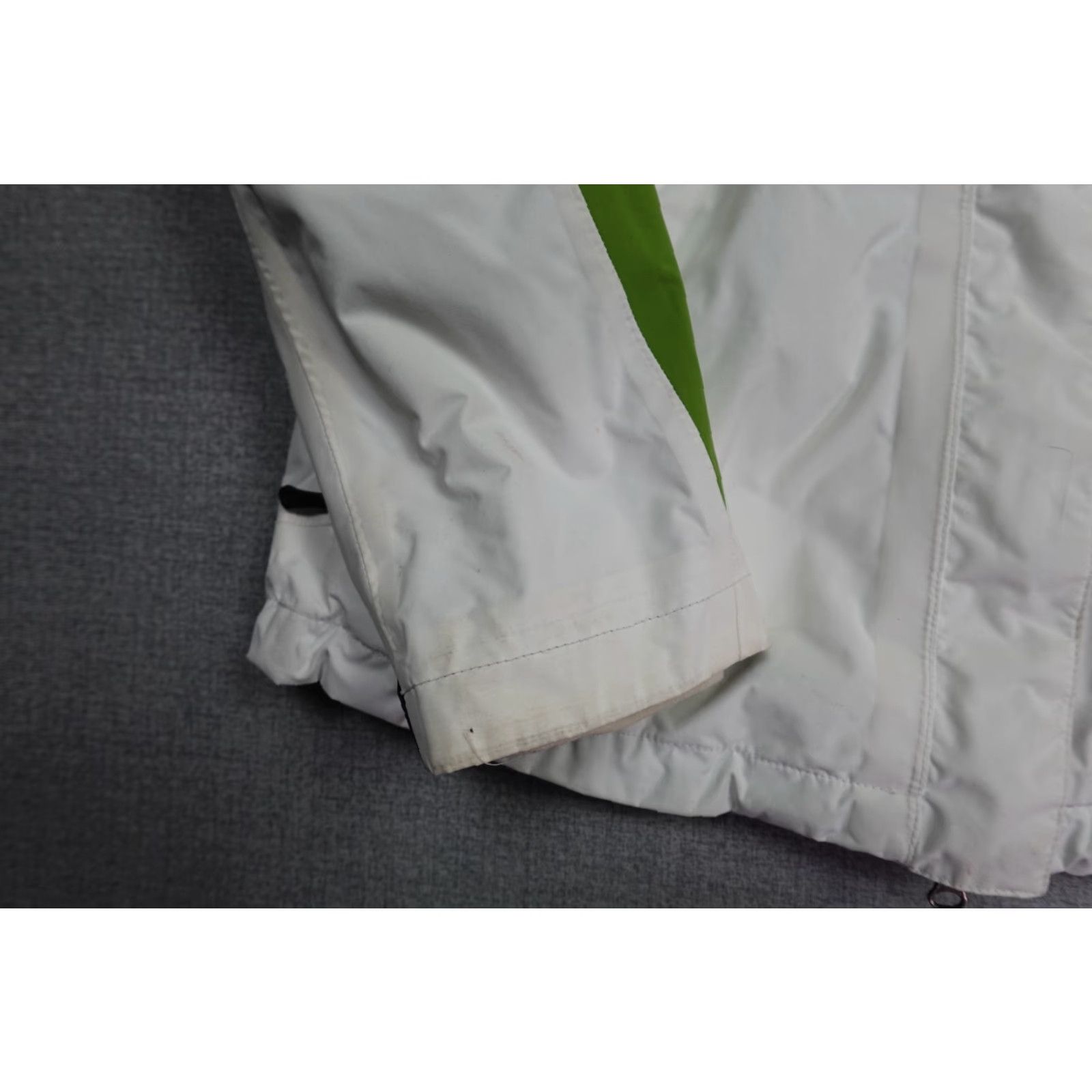 The North Face VINTAGE The North Face Jacket Womens L White Hooded Wind-Resistant Rain Coat Size L / US 10 / IT 46 - 6 Thumbnail