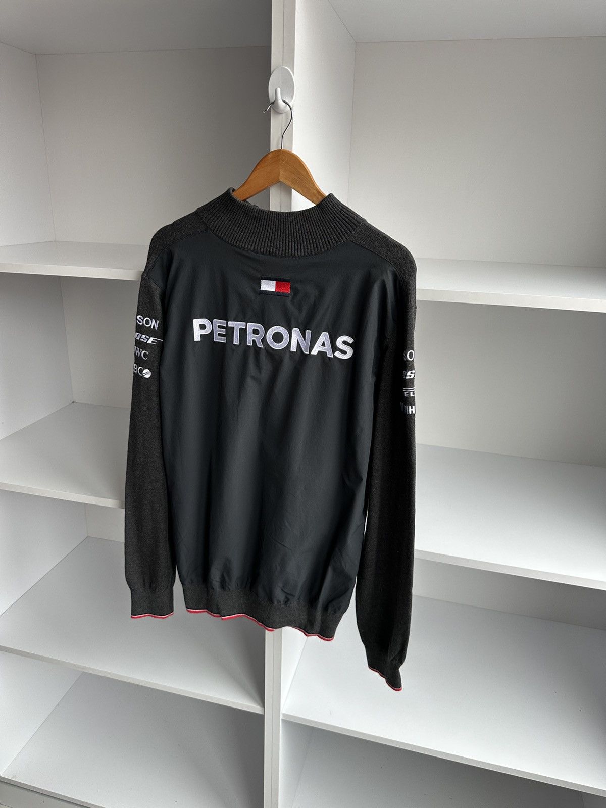 Formula 1 × Vintage Vintage AMG Petronas Motosport Racing Sweater Size US XL / EU 56 / 4 - 9 Thumbnail