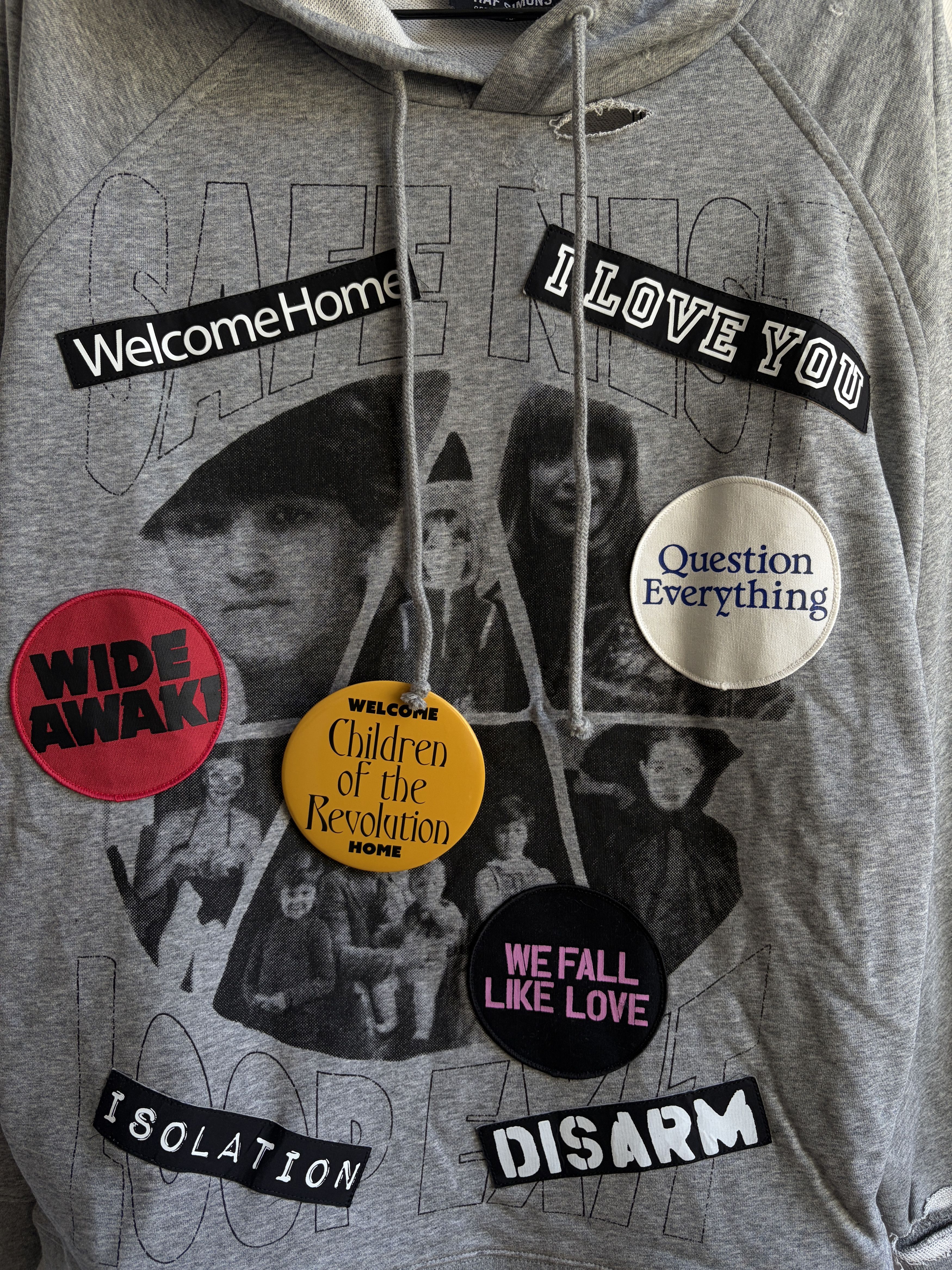 Raf Simons SS21 Patched Distressed Hoodie w/ Pins Size US S / EU 44-46 / 1 - 2 Thumbnail