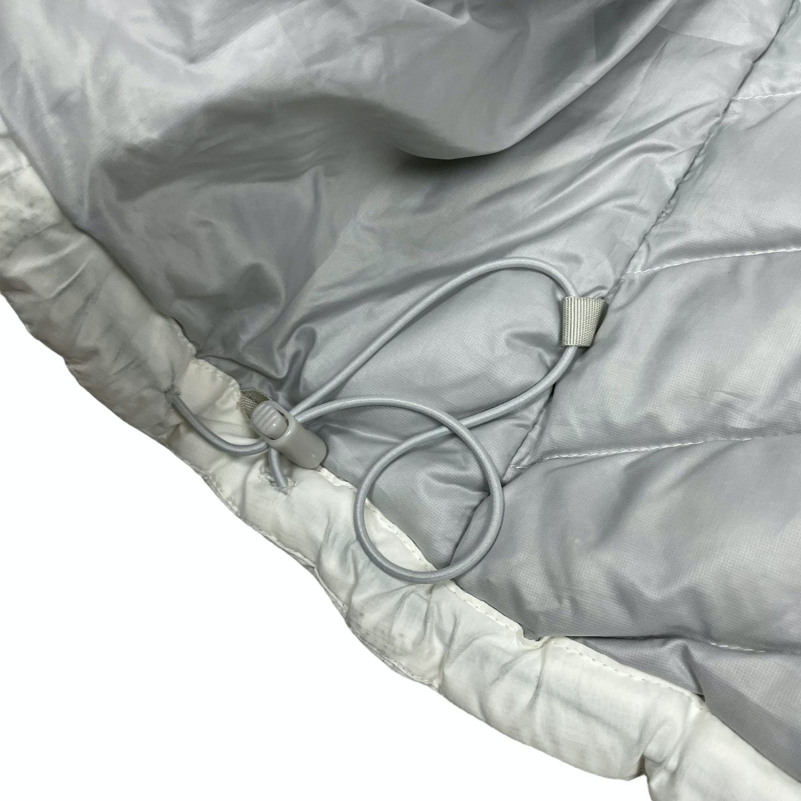 Patagonia Patagonia Women's White Full Zip Outdoor Puffer Vest XS Size XS / US 0-2 / IT 36-38 - 9 Thumbnail